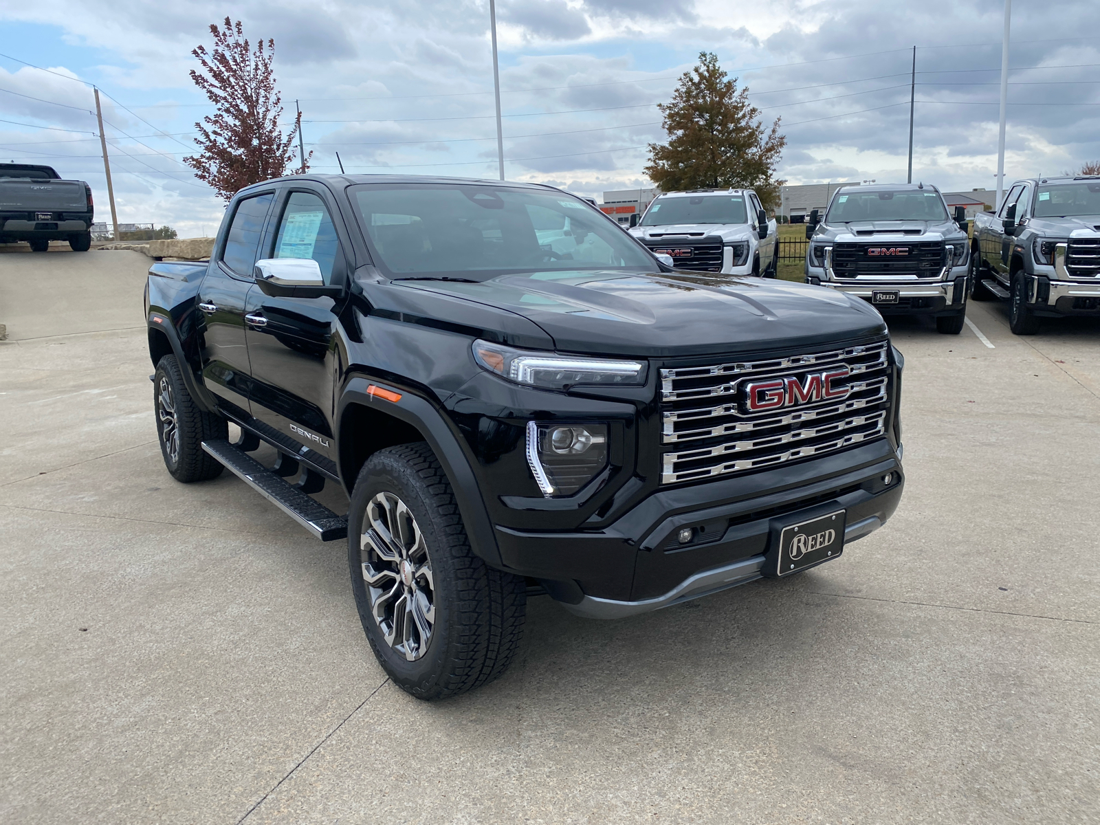 2024 GMC Canyon 4WD Denali Crew Cab 4