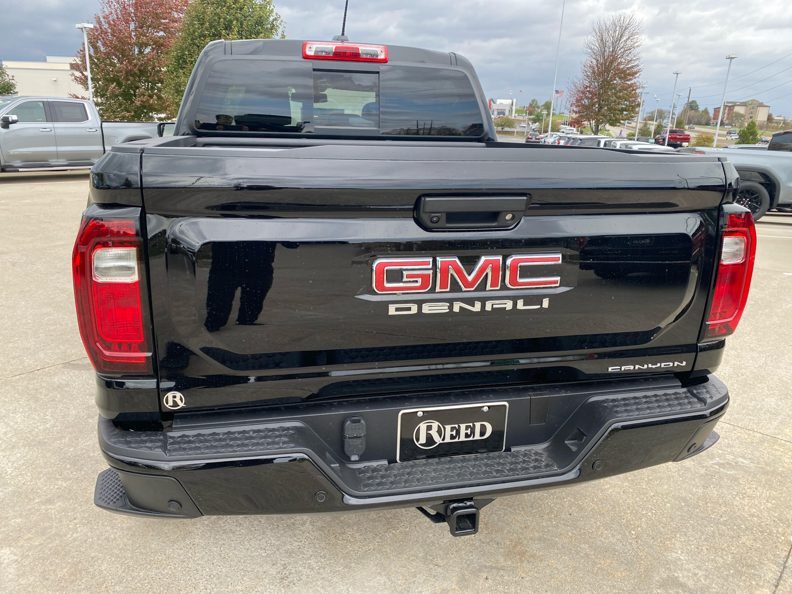 2024 GMC Canyon 4WD Denali Crew Cab 33