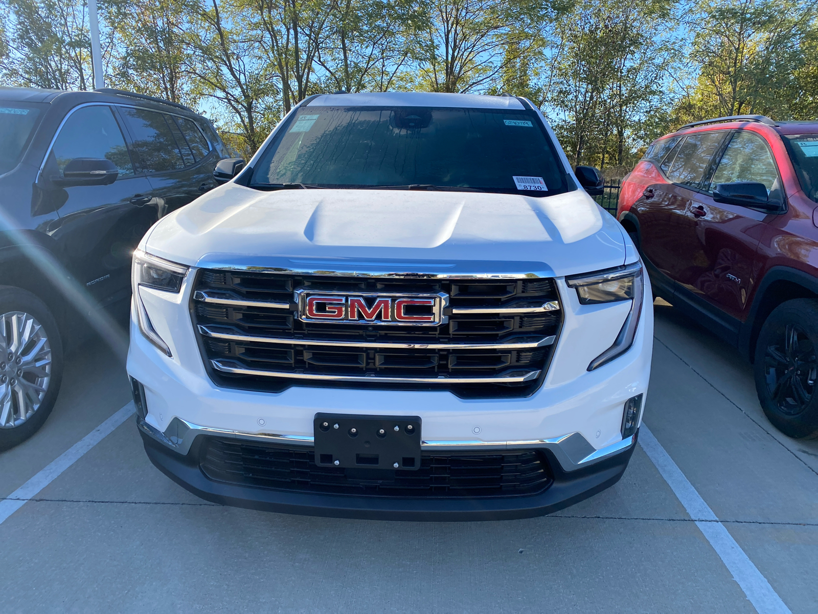 2024 GMC Acadia AWD Elevation 2