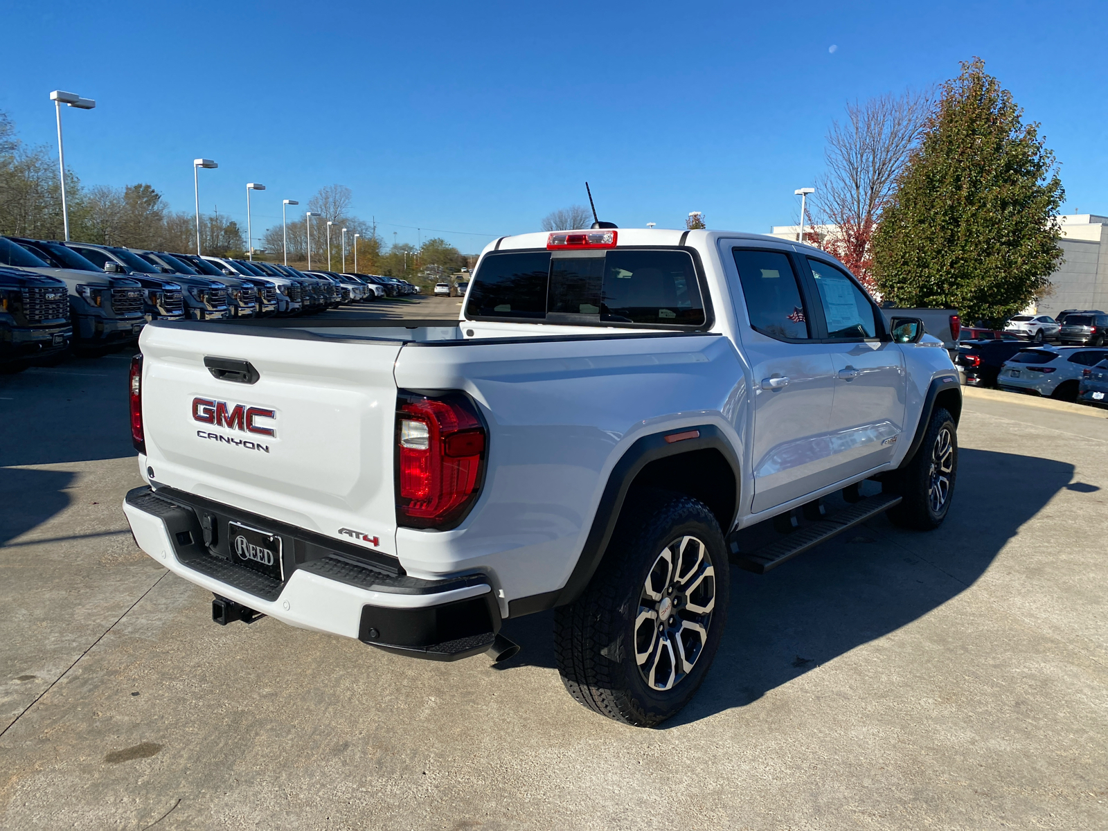 2024 GMC Canyon 4WD AT4 Crew Cab 6