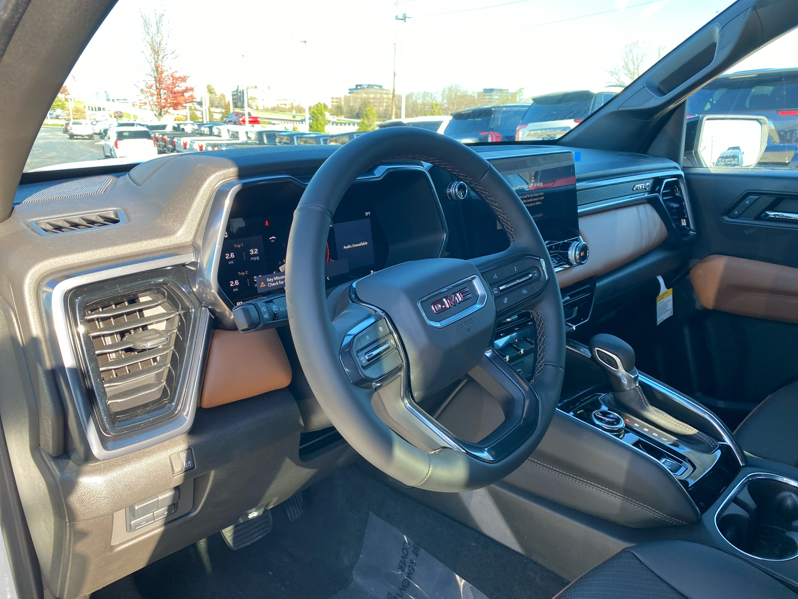 2024 GMC Canyon 4WD AT4 Crew Cab 13