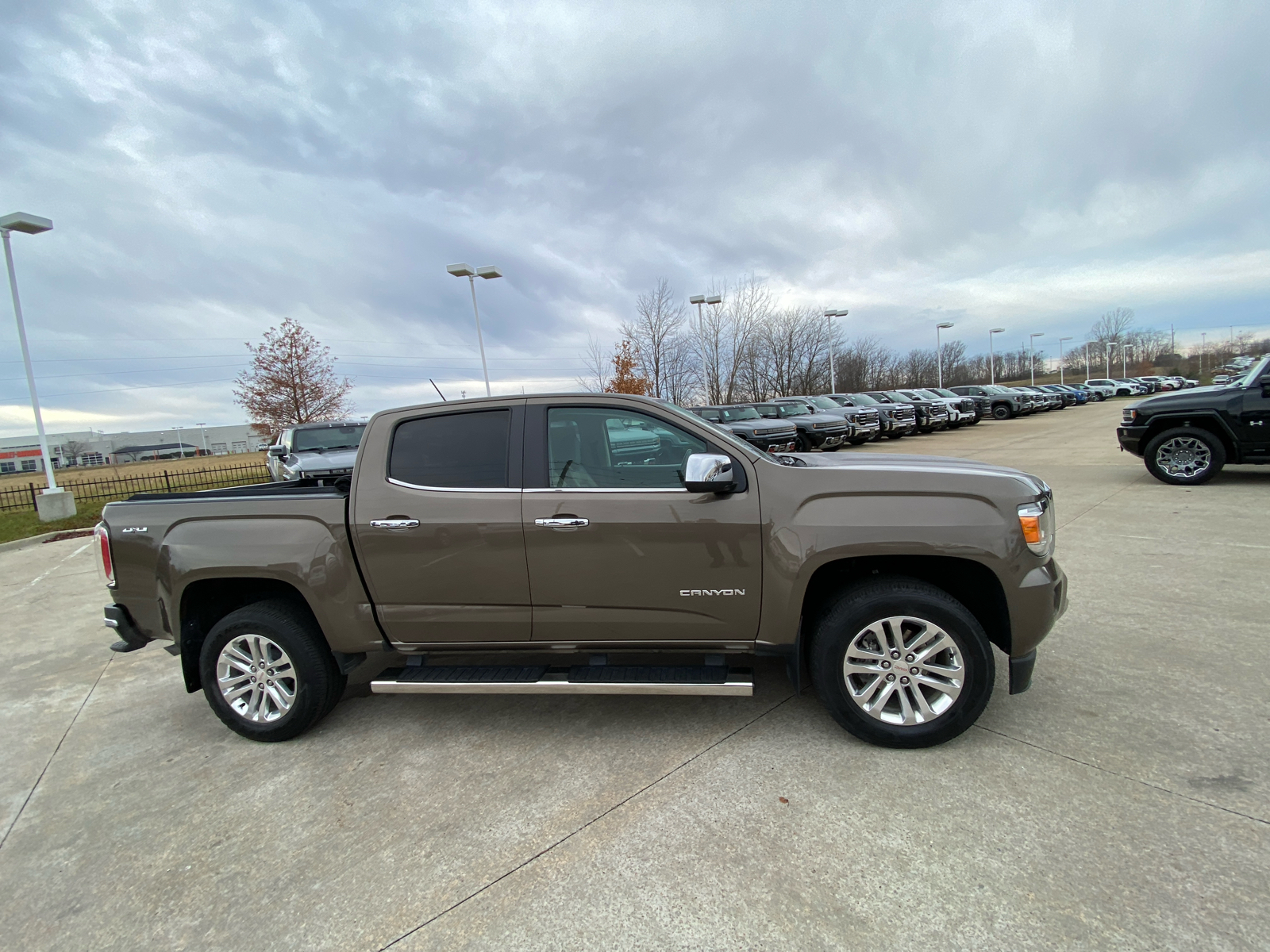 2017 GMC Canyon 4WD SLT Crew Cab 128.3 5