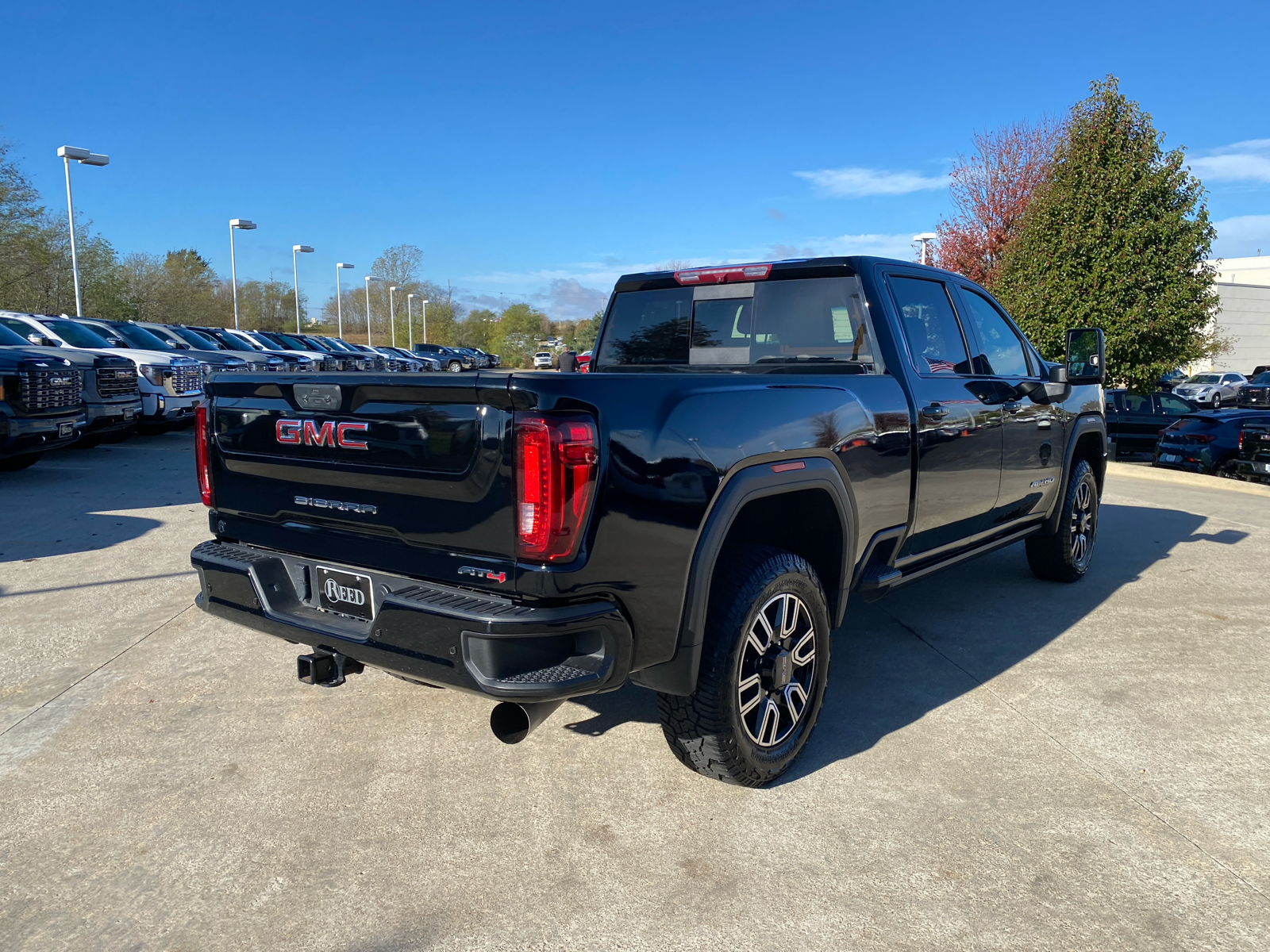 2022 GMC Sierra 2500HD AT4 4WD Crew Cab 159 6