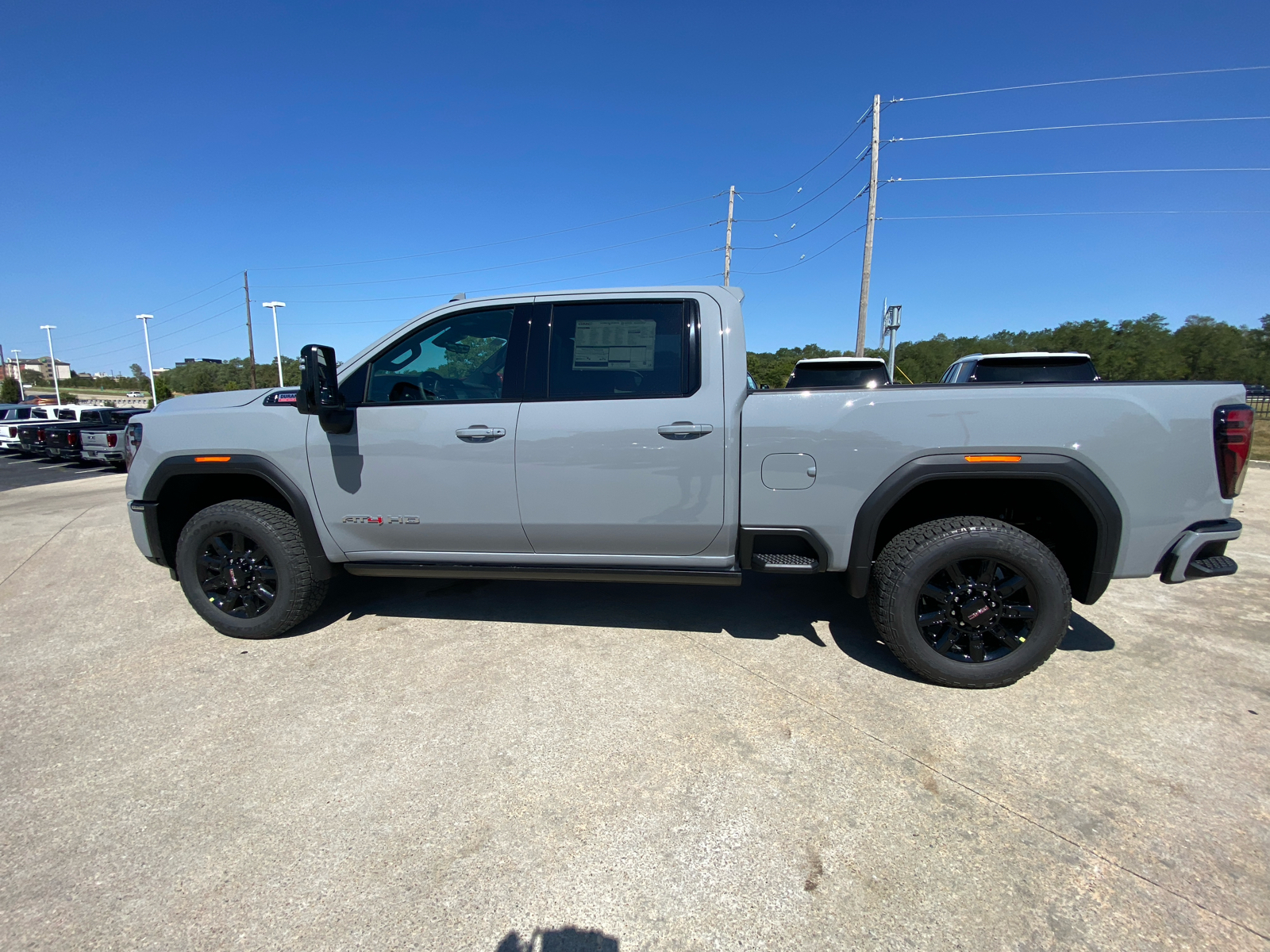 2025 GMC Sierra 3500HD AT4 4WD Crew Cab 159 9