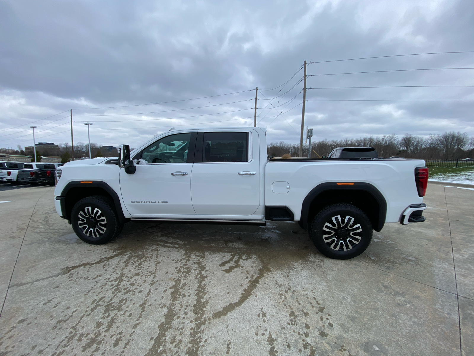 2025 GMC Sierra 3500HD Denali Ultimate 9