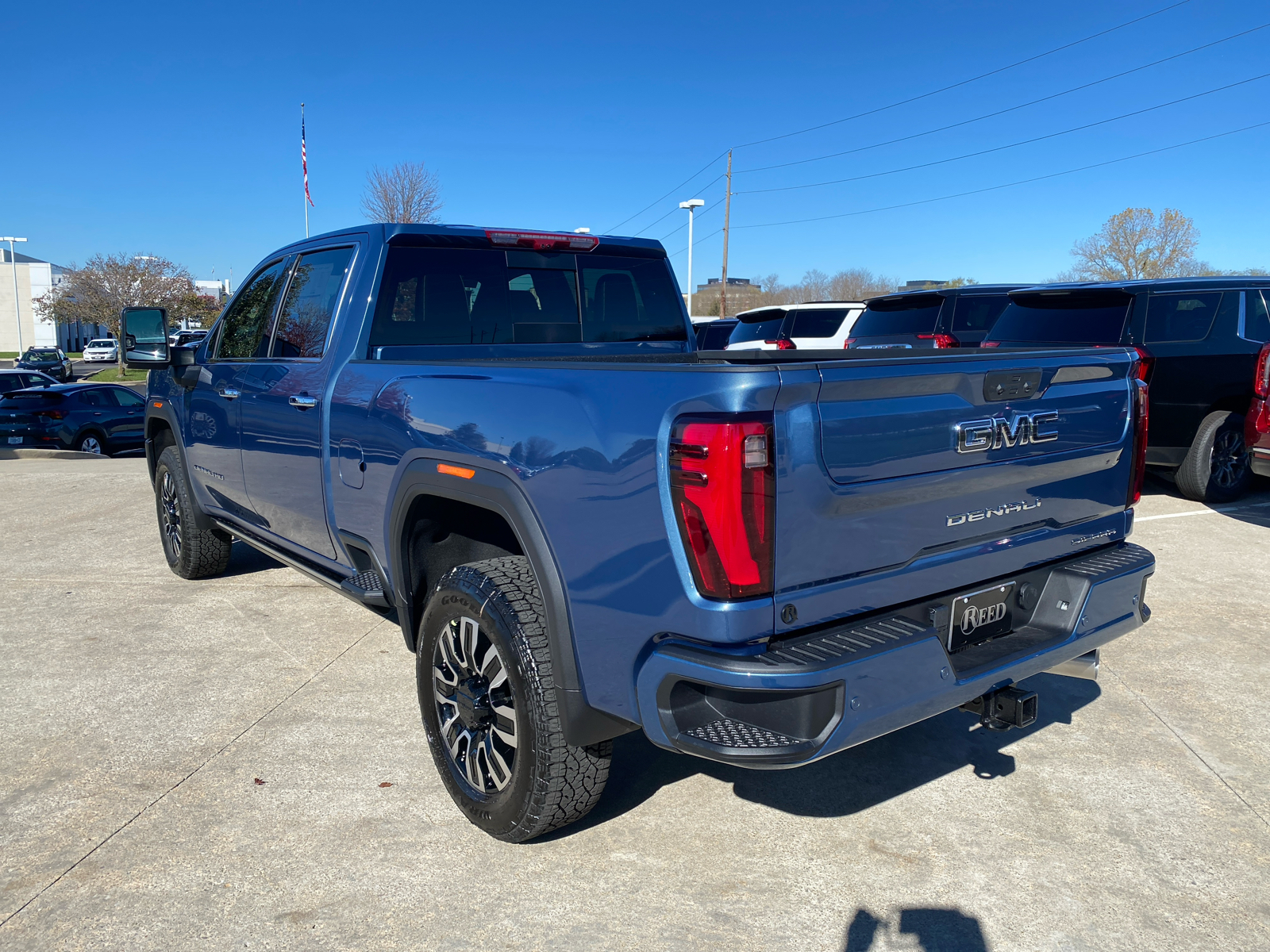 2025 GMC Sierra 2500HD Denali Ultimate 4WD Crew Cab 159 8