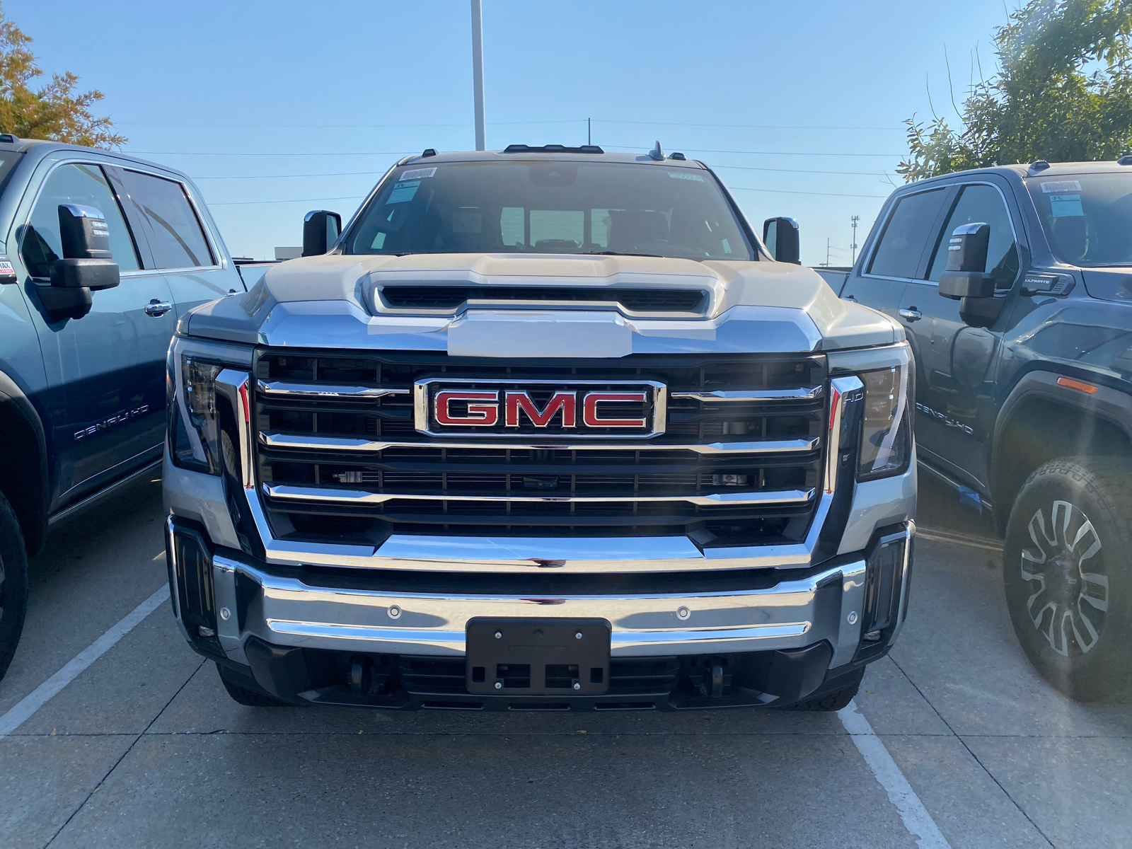 2025 GMC Sierra 3500HD SLT 4WD Crew Cab 159 2