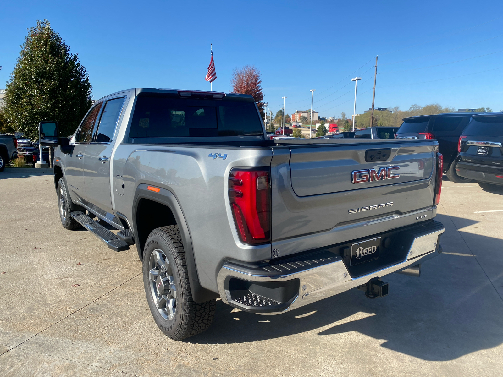 2025 GMC Sierra 3500HD SLT 4WD Crew Cab 159 8