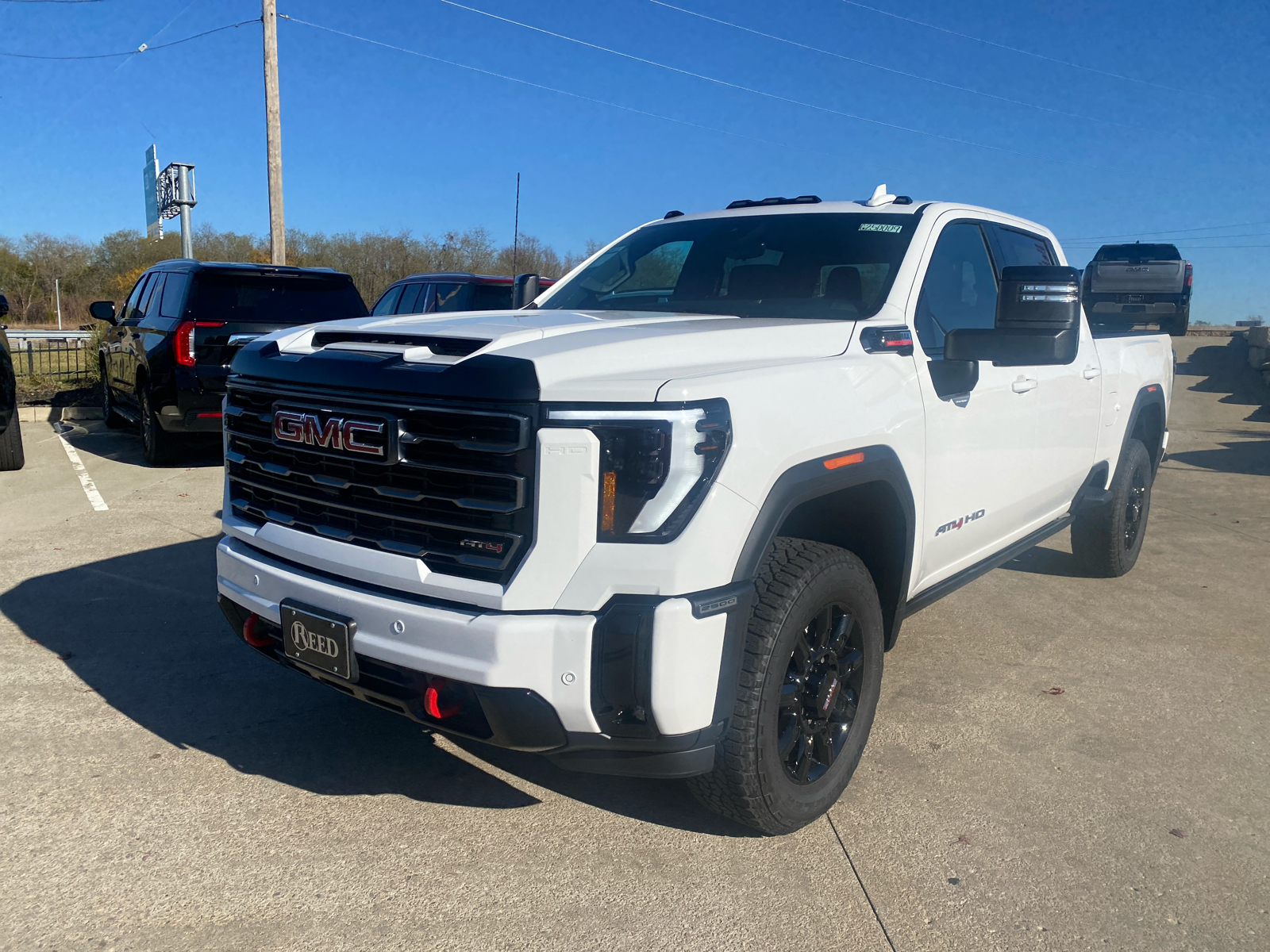 2025 GMC Sierra 2500HD AT4 4WD Crew Cab 159 2