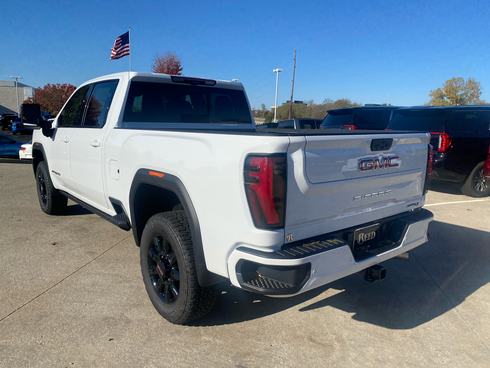 2025 GMC Sierra 2500HD AT4 4WD Crew Cab 159 8