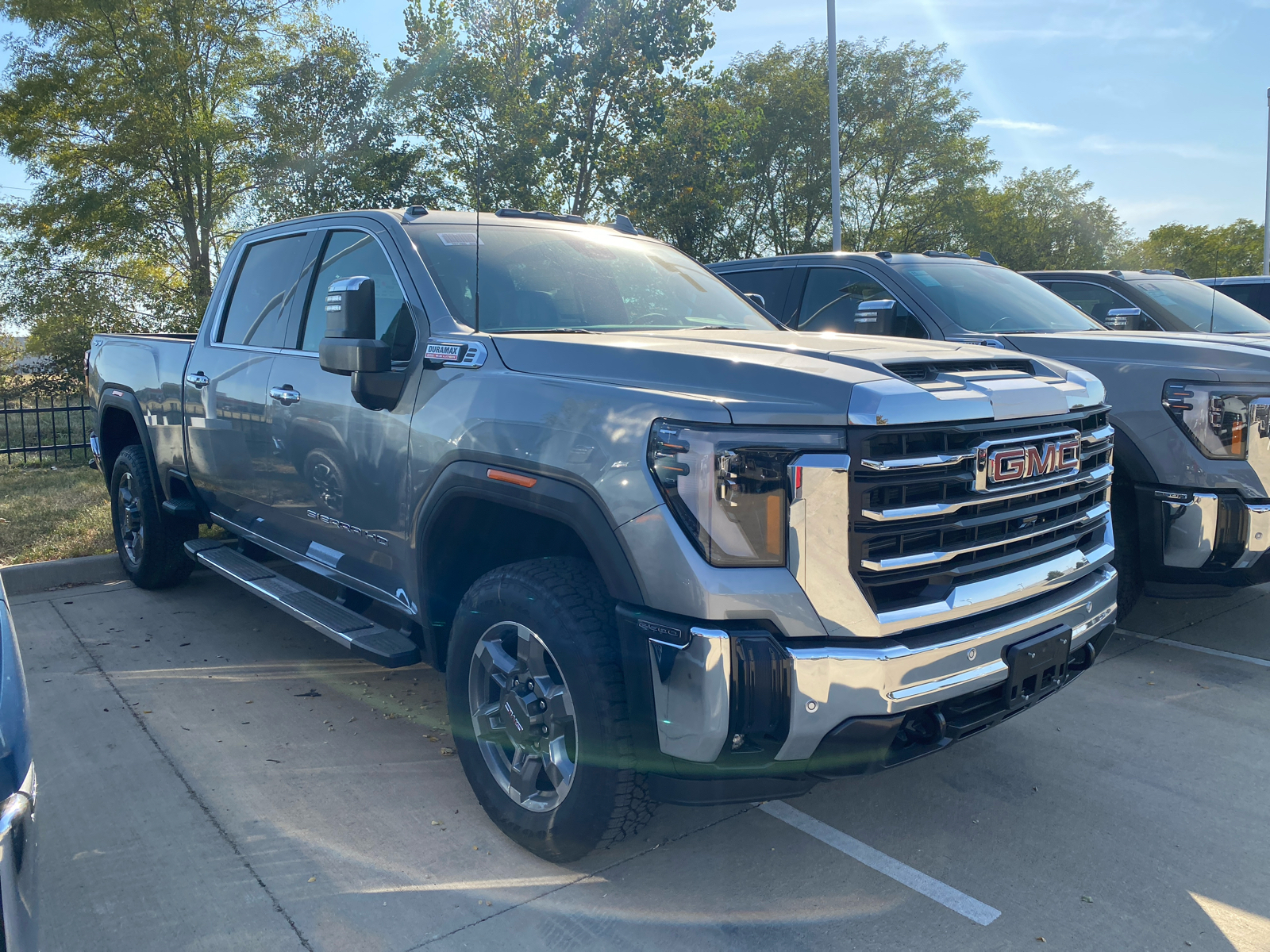 2025 GMC Sierra 2500HD SLT 4WD Crew Cab 159 3