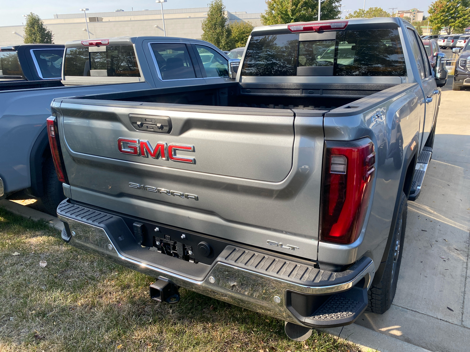 2025 GMC Sierra 2500HD SLT 4WD Crew Cab 159 4