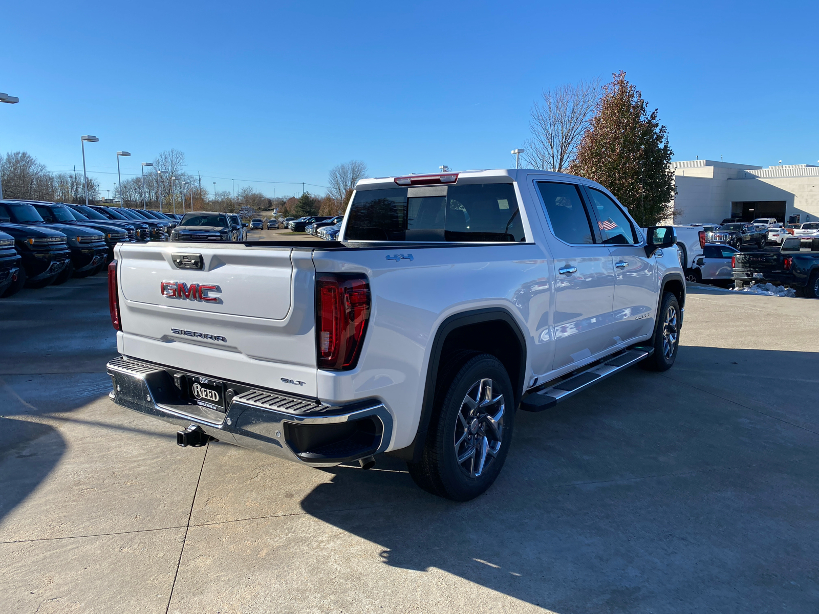 2025 GMC Sierra 1500 SLT 6