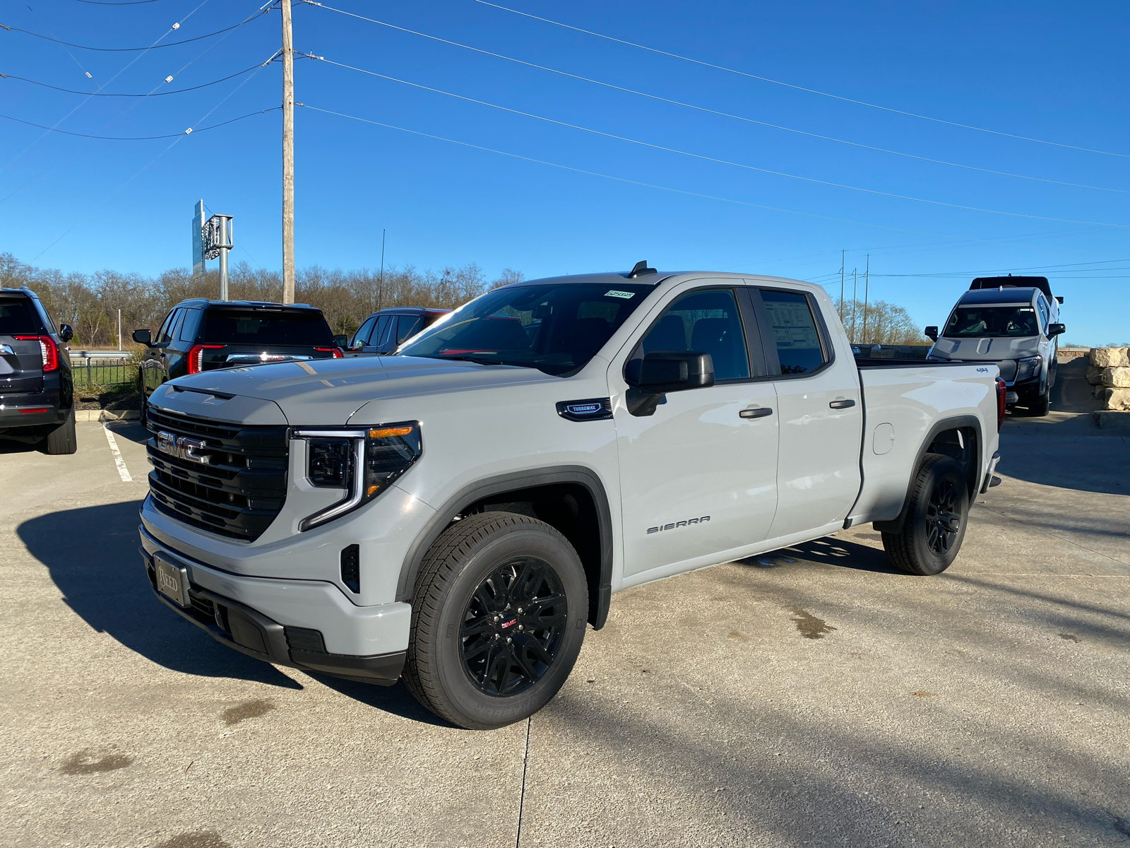 2025 GMC Sierra 1500 Pro 4WD Double Cab 147 1