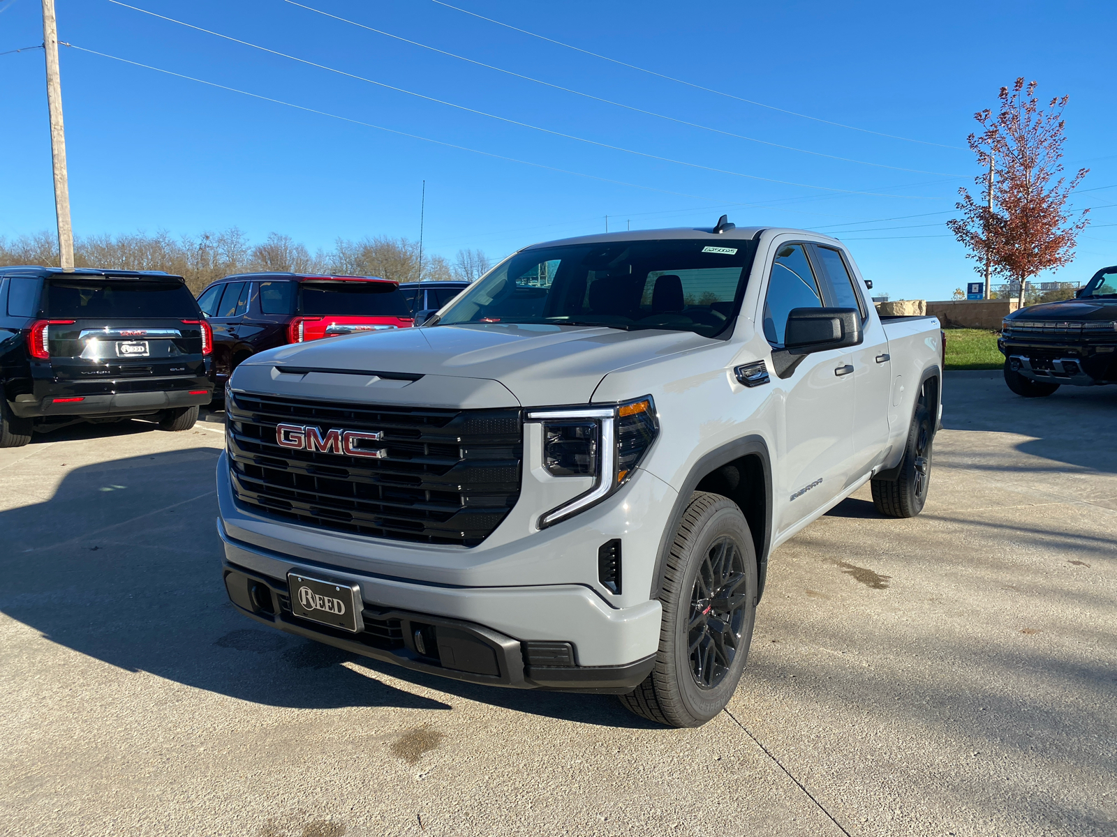 2025 GMC Sierra 1500 Pro 4WD Double Cab 147 2