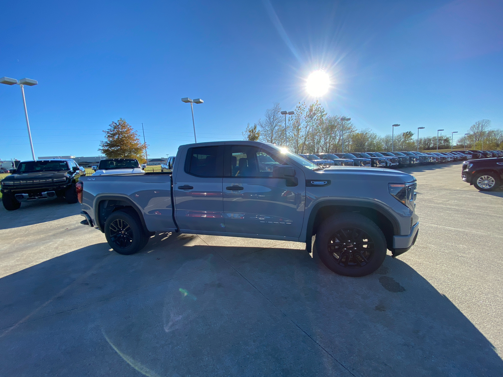 2025 GMC Sierra 1500 Pro 4WD Double Cab 147 5