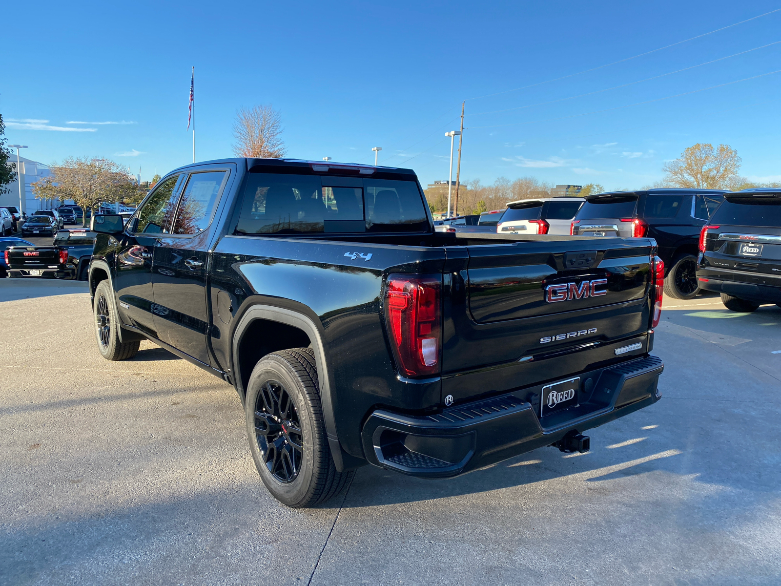 2025 GMC Sierra 1500 Elevation 4WD Crew Cab 147 8