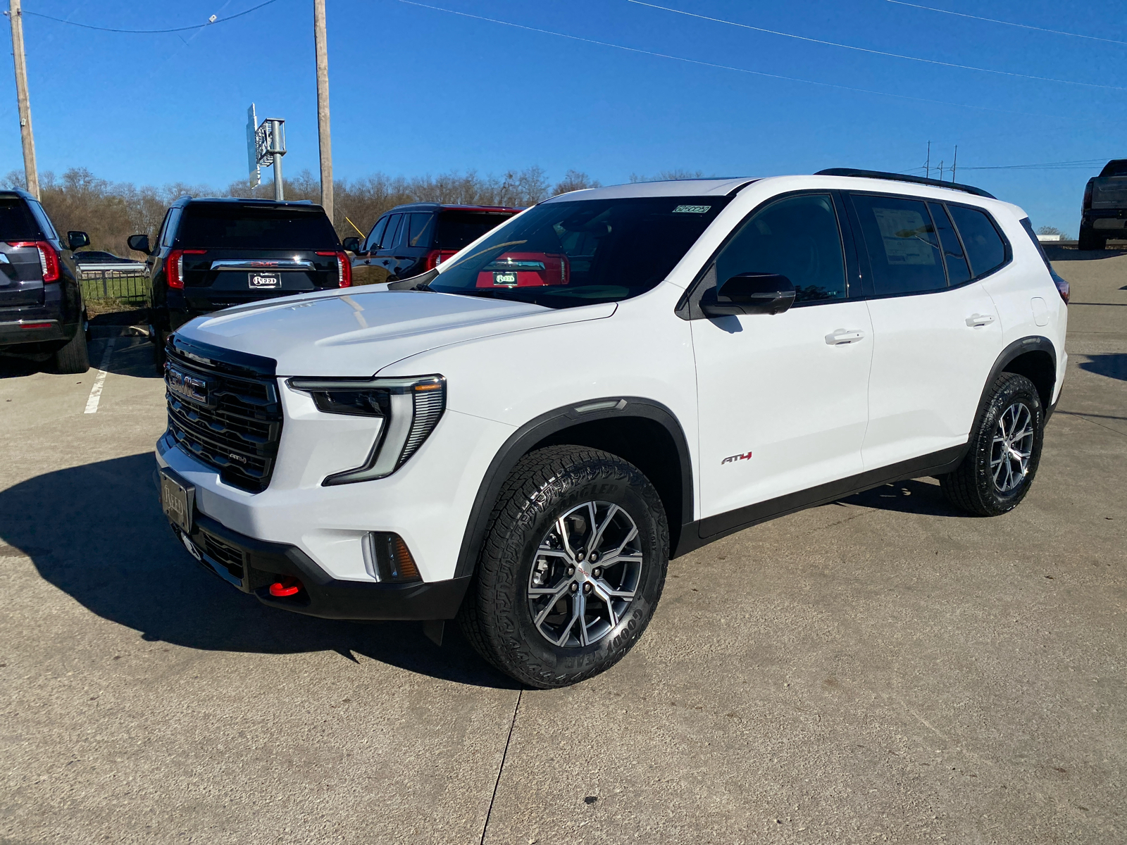 2025 GMC Acadia AWD AT4 1