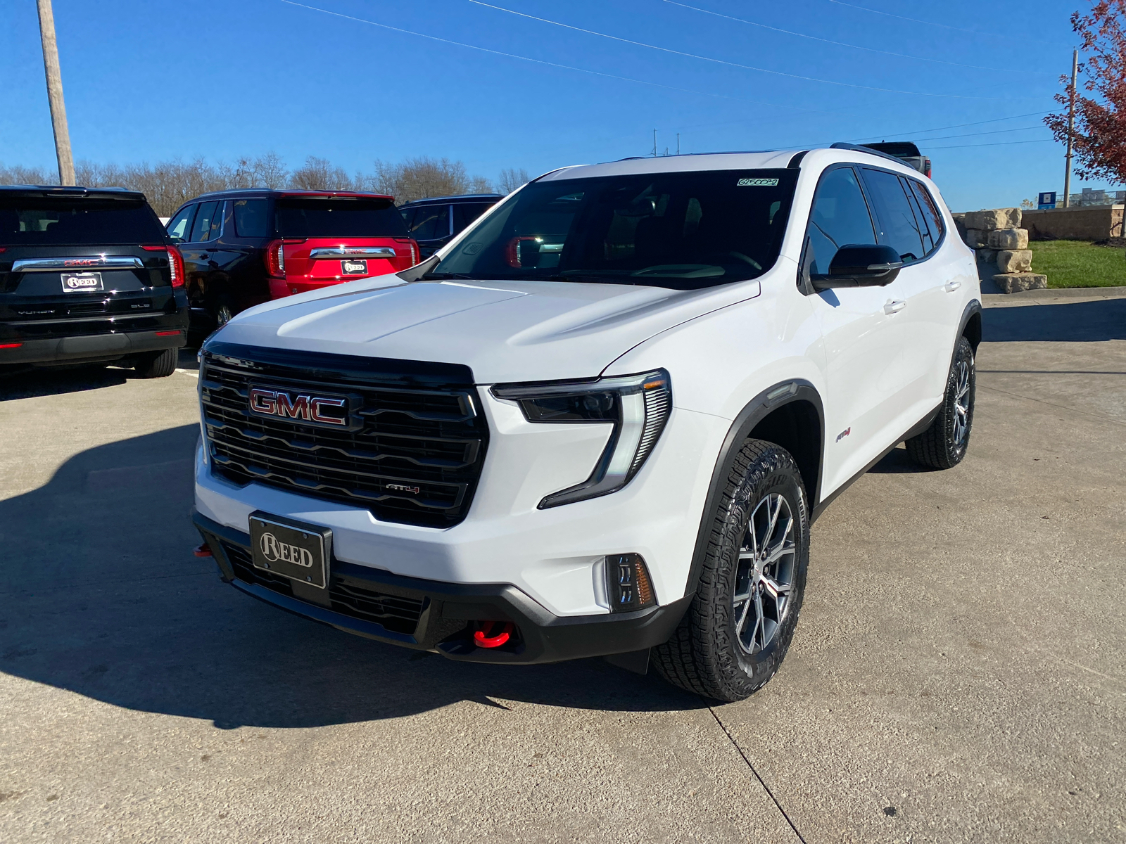 2025 GMC Acadia AWD AT4 2