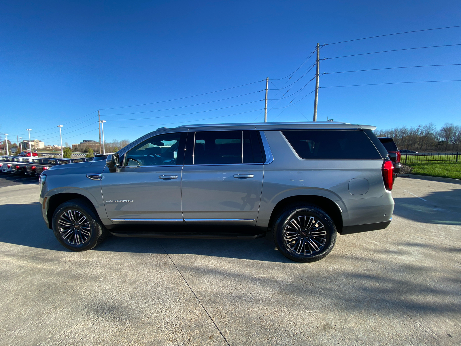 2025 GMC Yukon XL Elevation 9