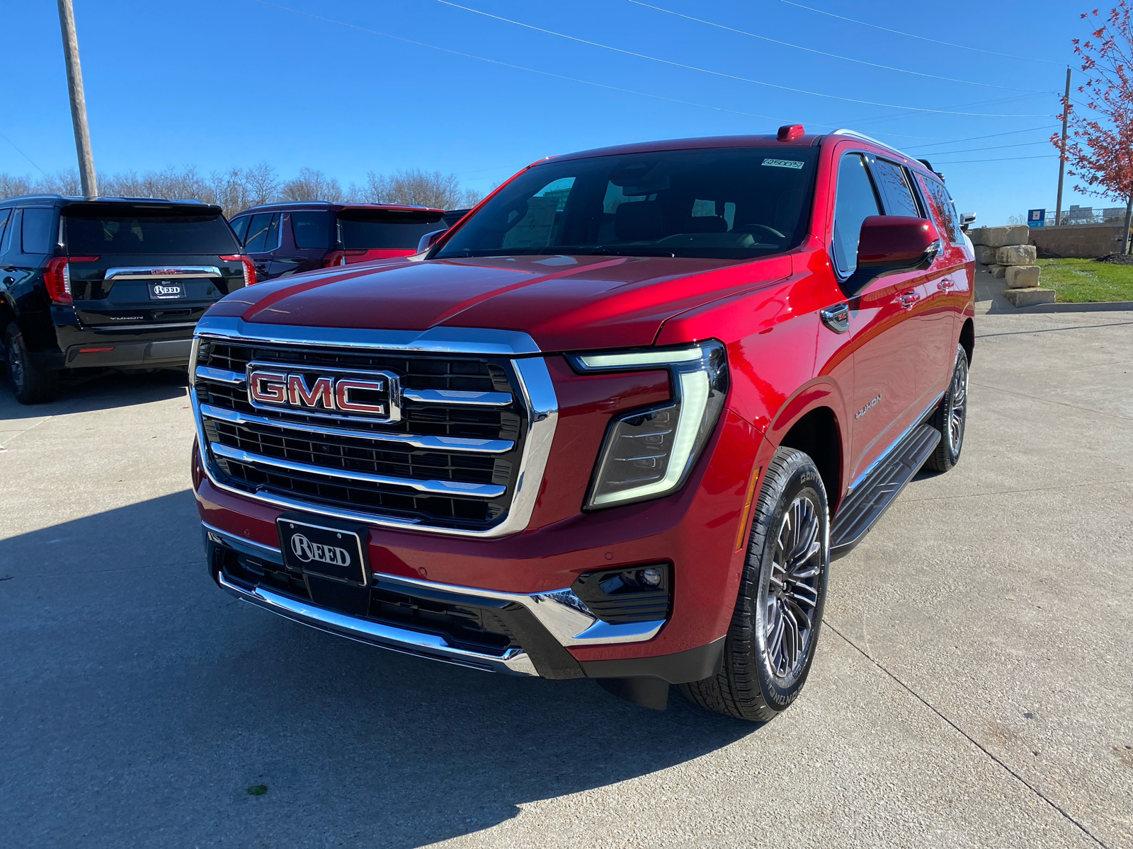 2025 GMC Yukon XL Elevation 2