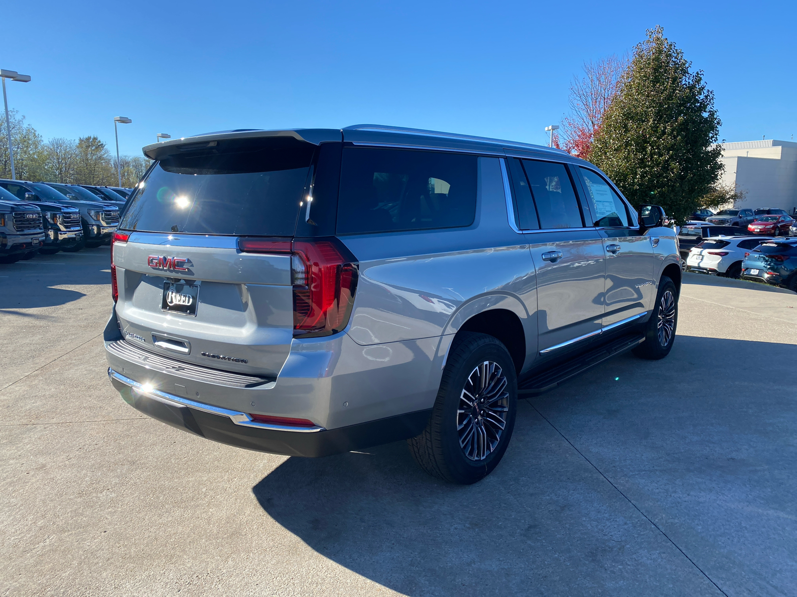 2025 GMC Yukon XL Elevation 6