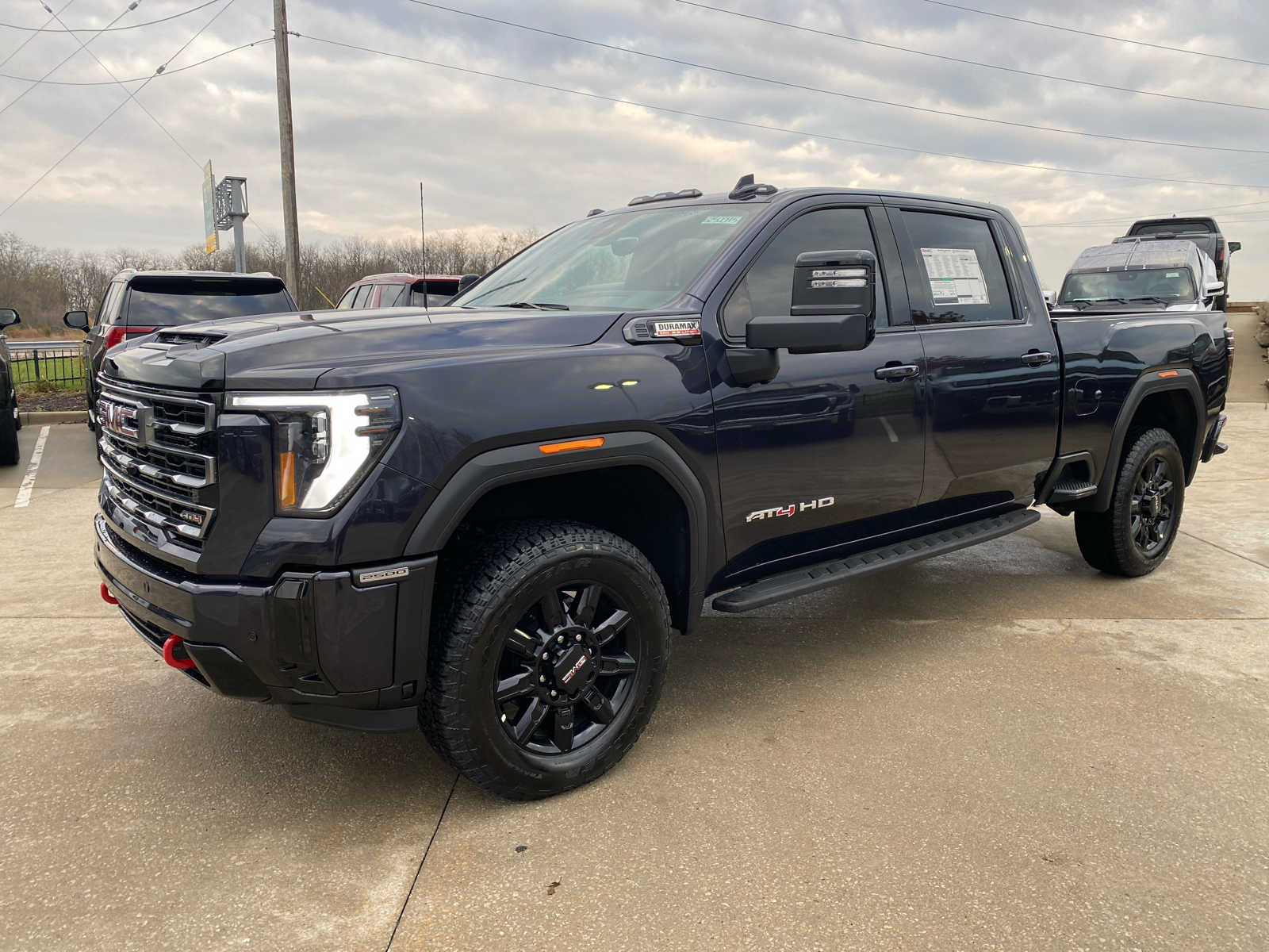 2025 GMC Sierra 2500HD AT4 4WD Crew Cab 159 1