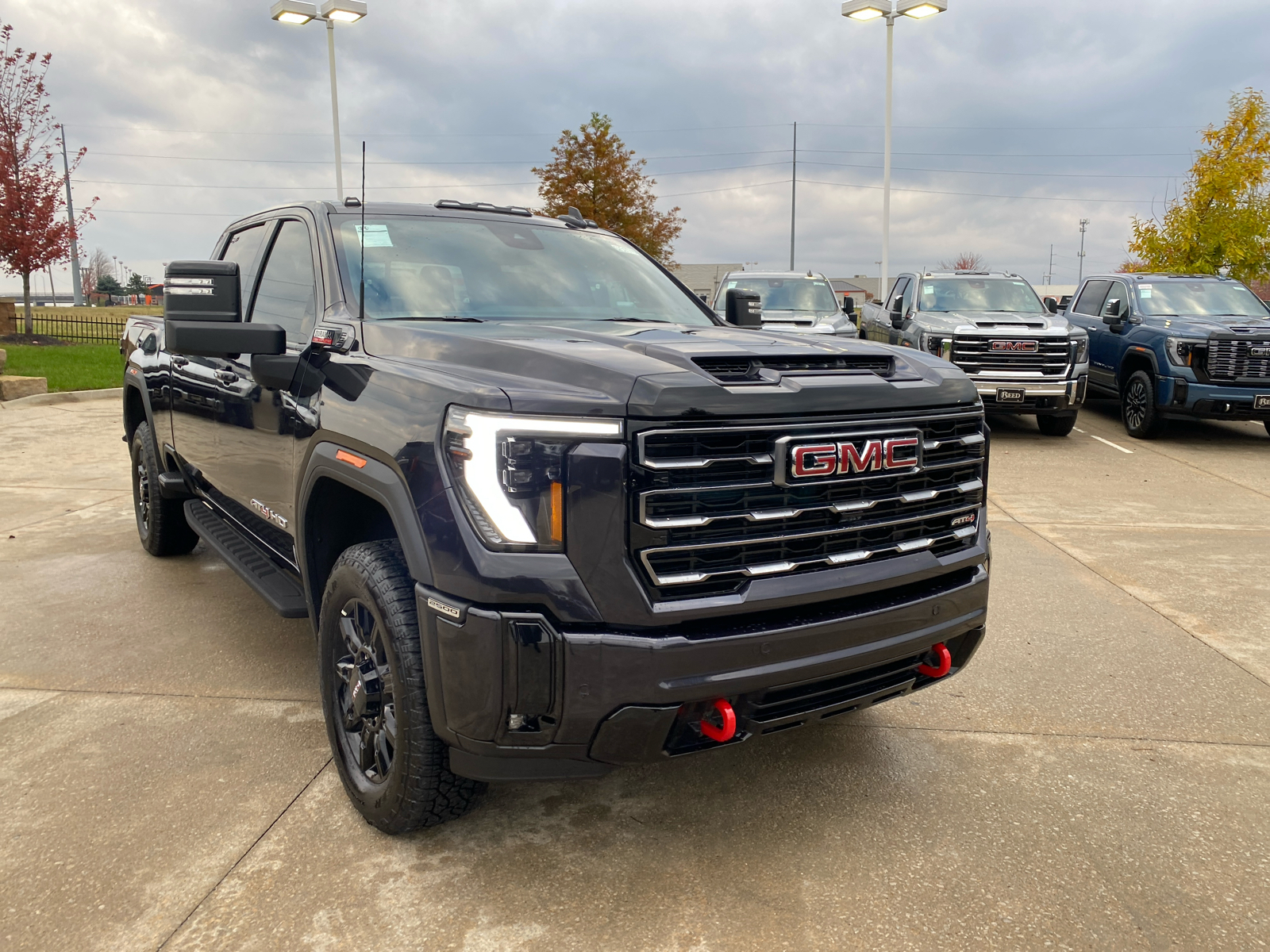 2025 GMC Sierra 2500HD AT4 4WD Crew Cab 159 4