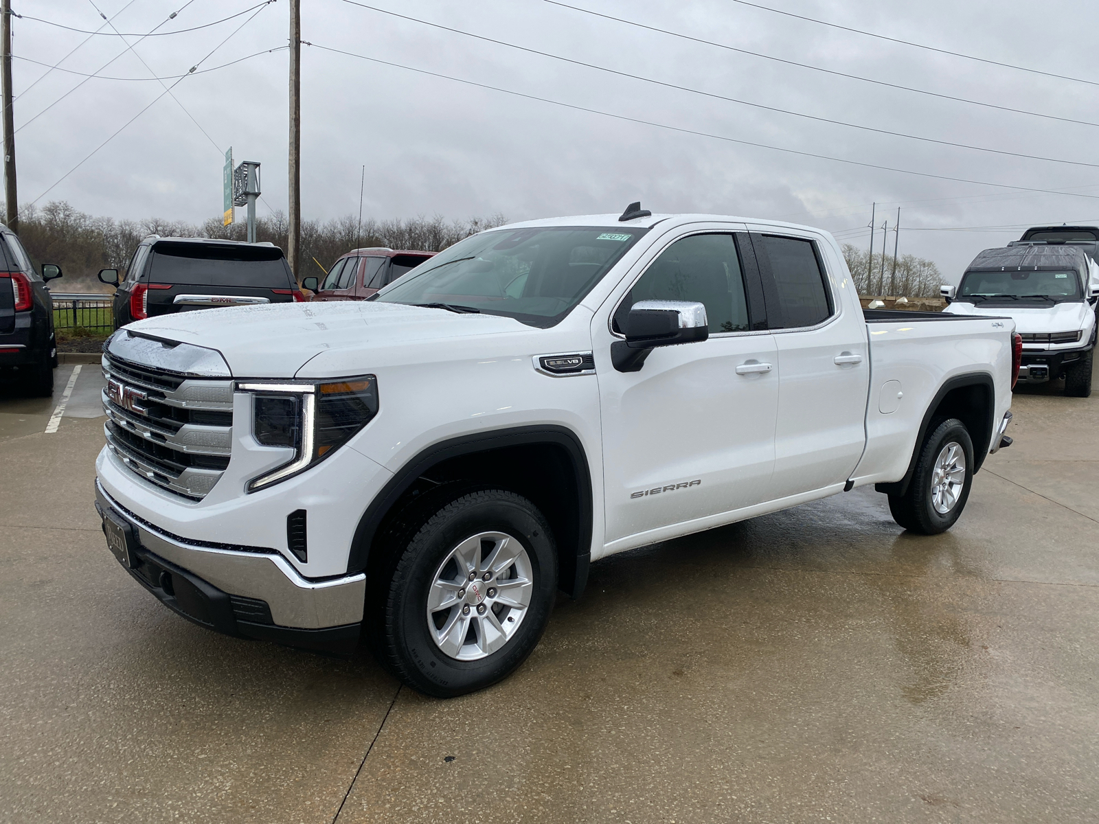 2025 GMC Sierra 1500 SLE 4WD Double Cab 147 1