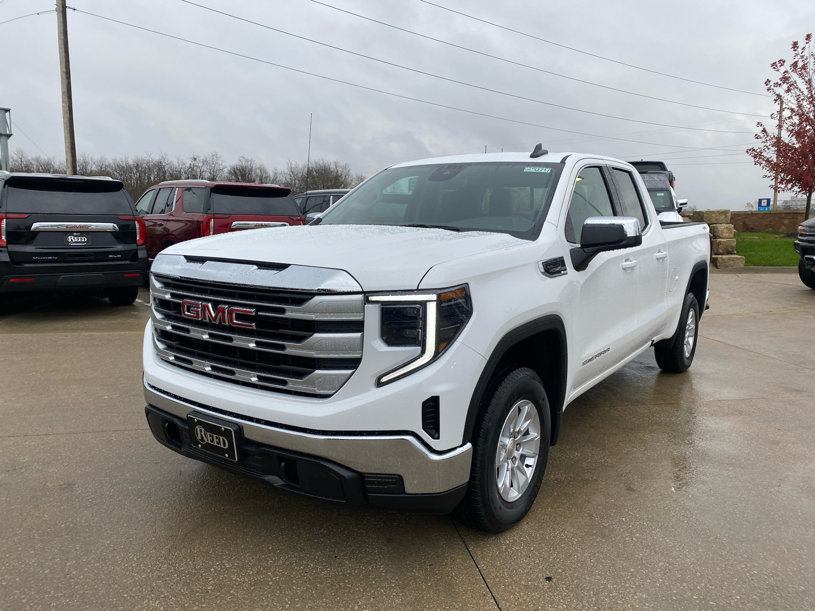 2025 GMC Sierra 1500 SLE 4WD Double Cab 147 2