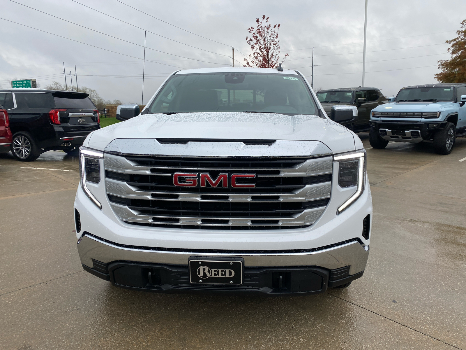 2025 GMC Sierra 1500 SLE 4WD Double Cab 147 3