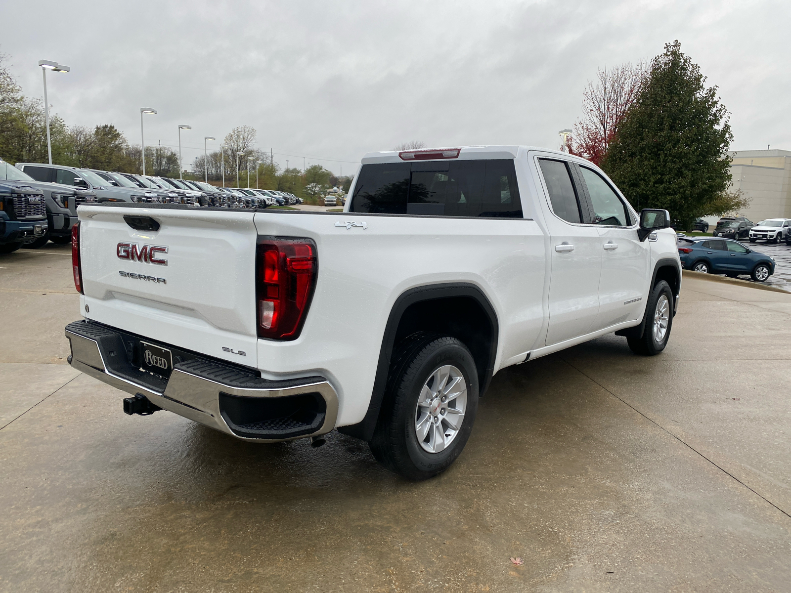 2025 GMC Sierra 1500 SLE 4WD Double Cab 147 6