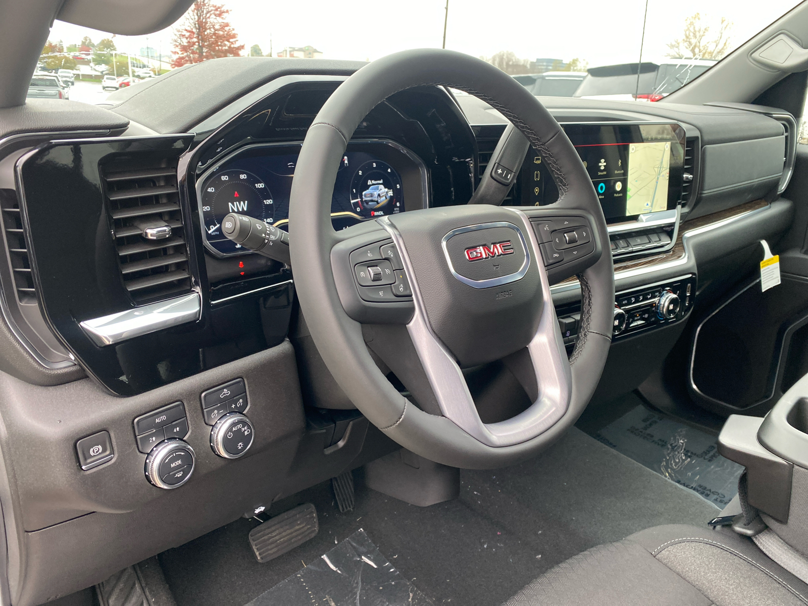 2025 GMC Sierra 1500 SLE 4WD Double Cab 147 12