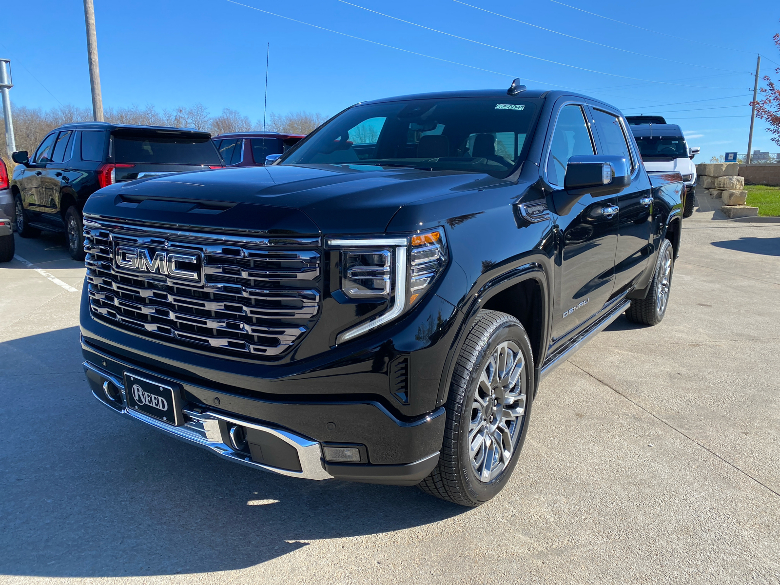 2025 GMC Sierra 1500 Denali Ultimate 4WD Crew Cab 147 2