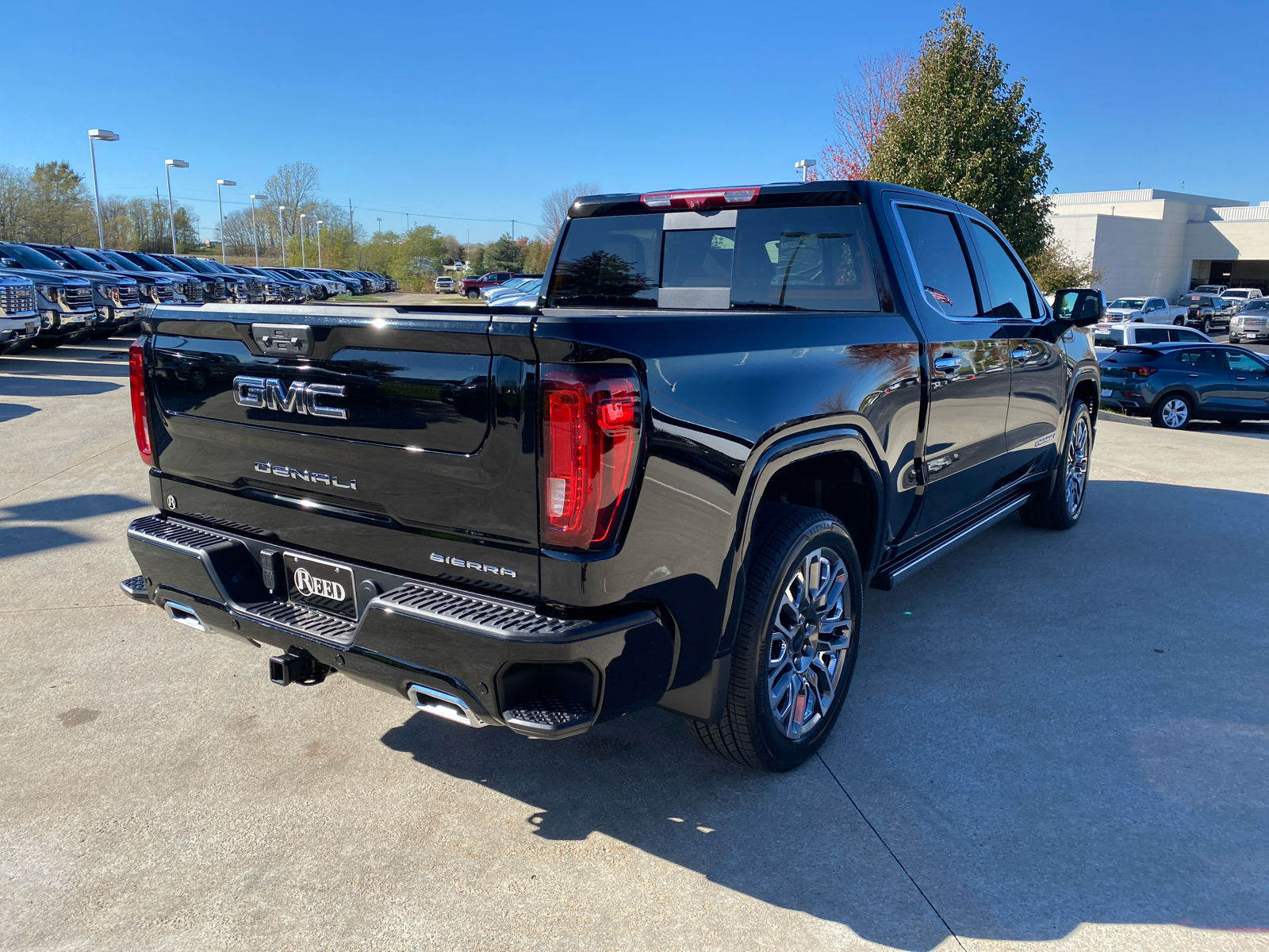 2025 GMC Sierra 1500 Denali Ultimate 4WD Crew Cab 147 6