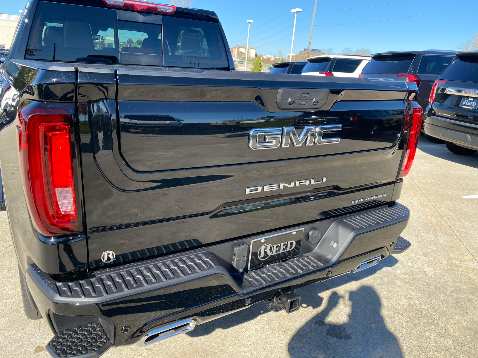 2025 GMC Sierra 1500 Denali Ultimate 4WD Crew Cab 147 38