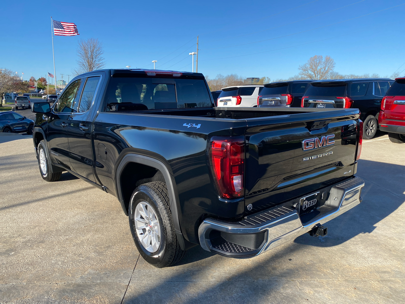 2025 GMC Sierra 1500 SLE 4WD Double Cab 147 8