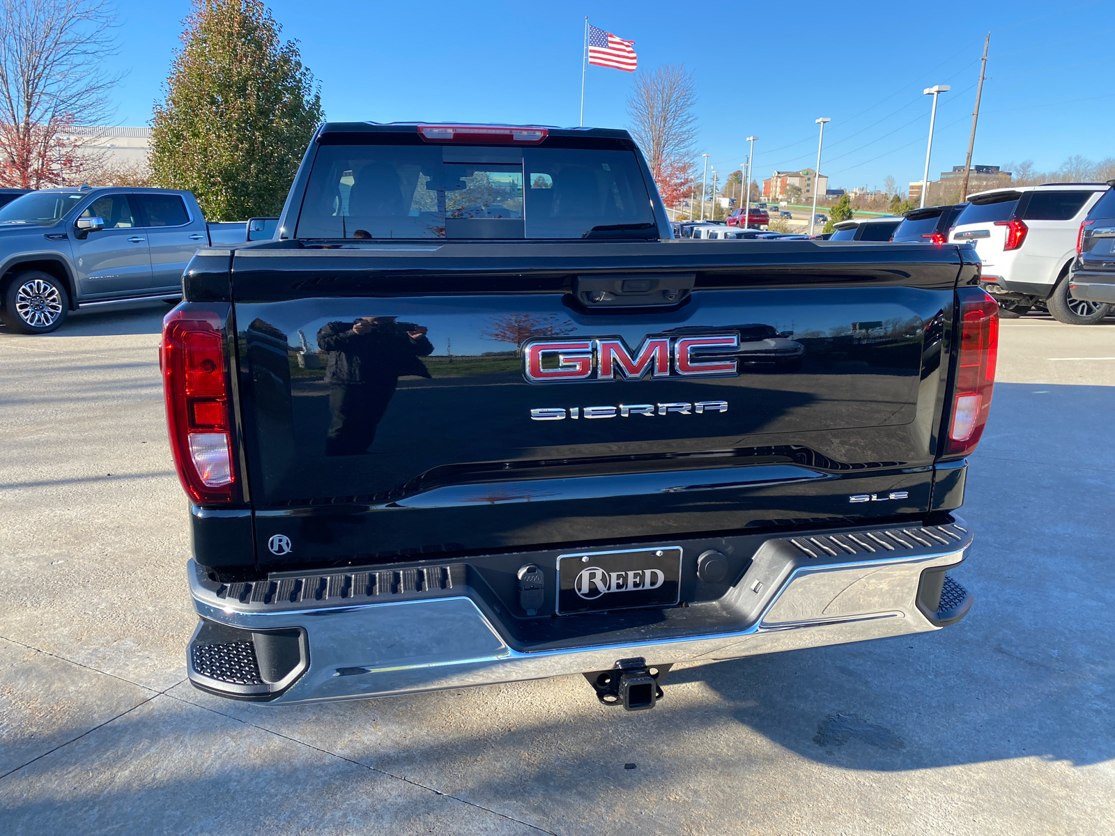 2025 GMC Sierra 1500 SLE 4WD Double Cab 147 28