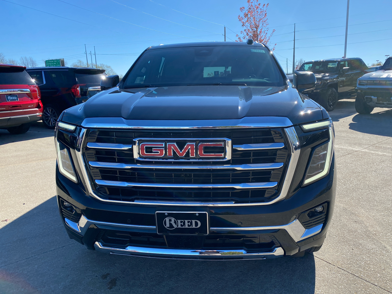 2025 GMC Yukon Elevation 3