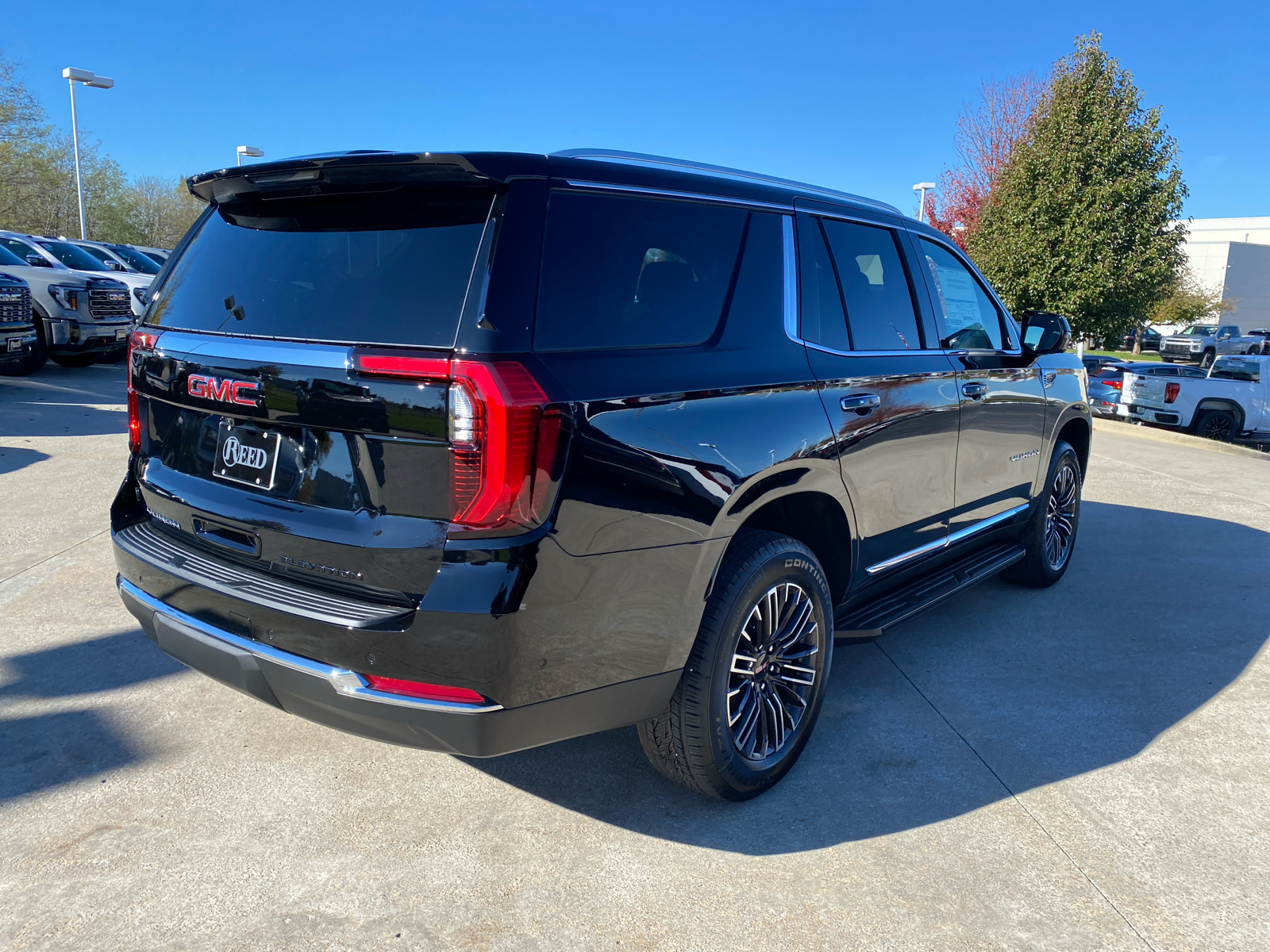 2025 GMC Yukon Elevation 6