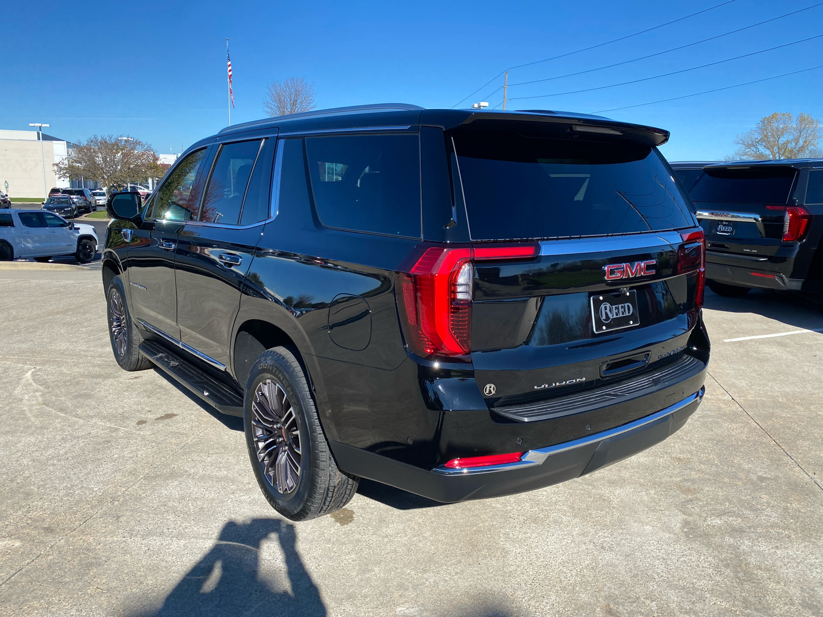 2025 GMC Yukon Elevation 8