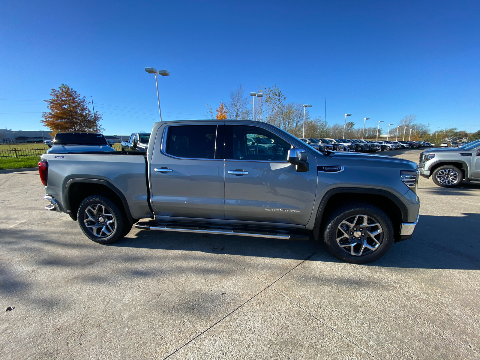 2025 GMC Sierra 1500 SLT 4WD Crew Cab 147 5