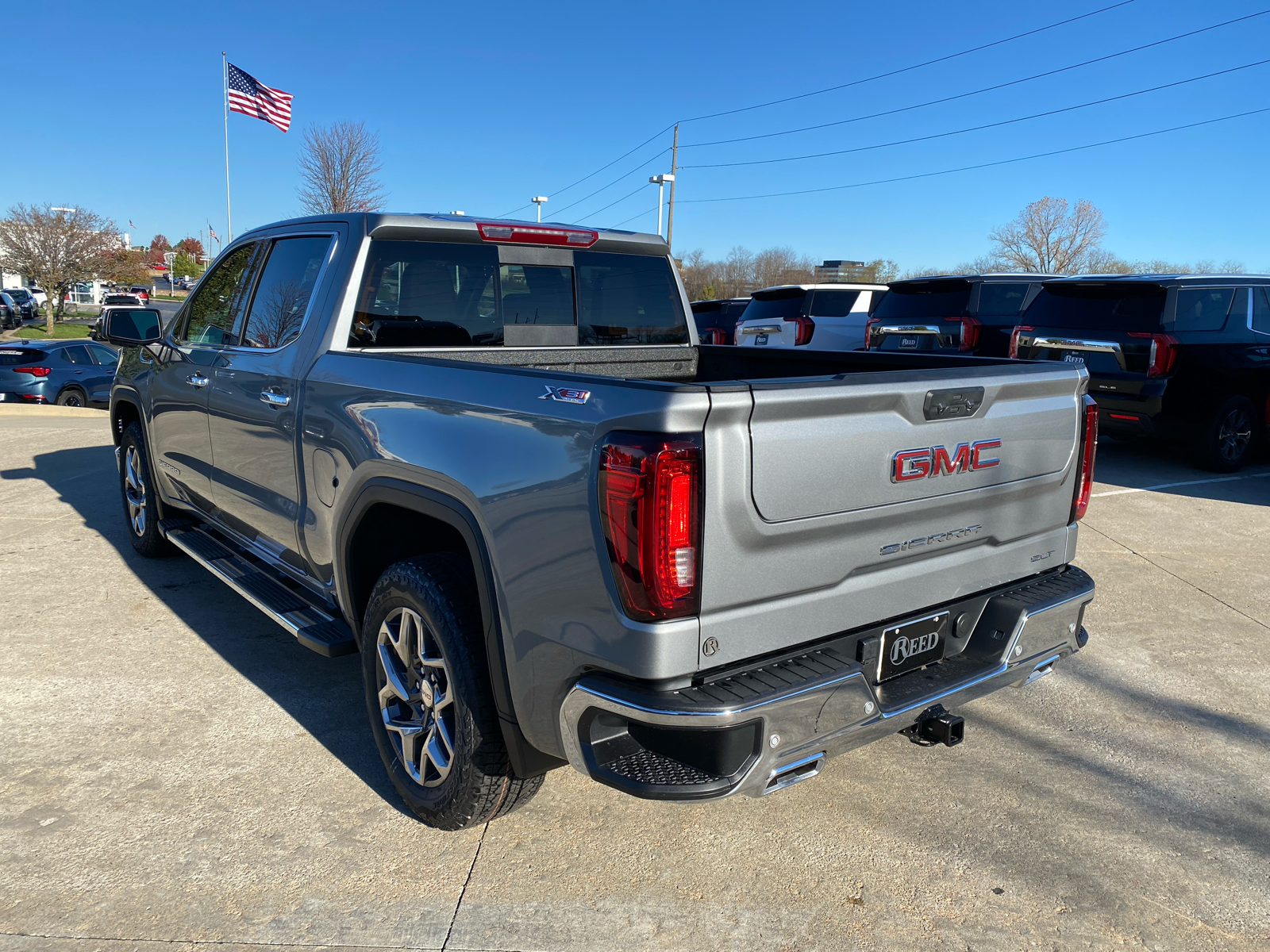 2025 GMC Sierra 1500 SLT 4WD Crew Cab 147 8