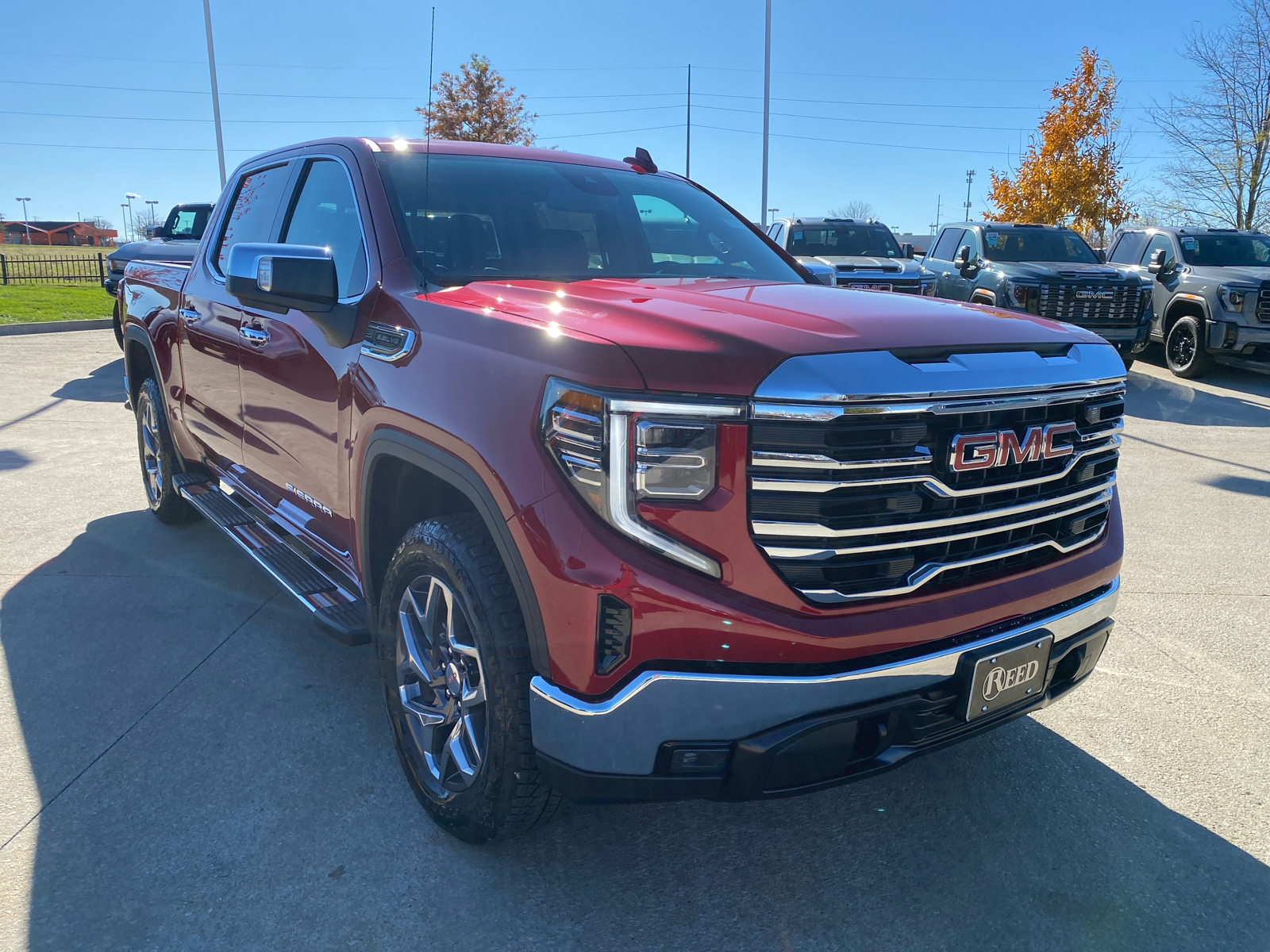 2025 GMC Sierra 1500 SLT 4WD Crew Cab 147 4