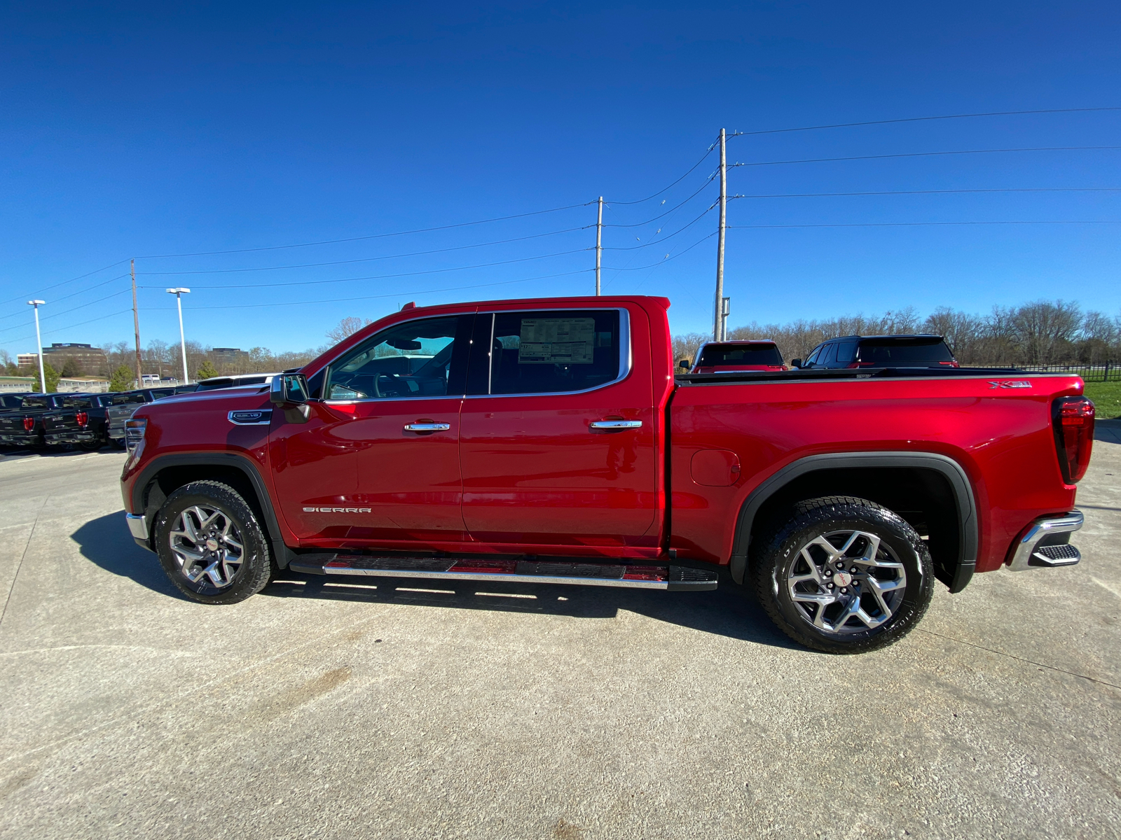 2025 GMC Sierra 1500 SLT 4WD Crew Cab 147 9