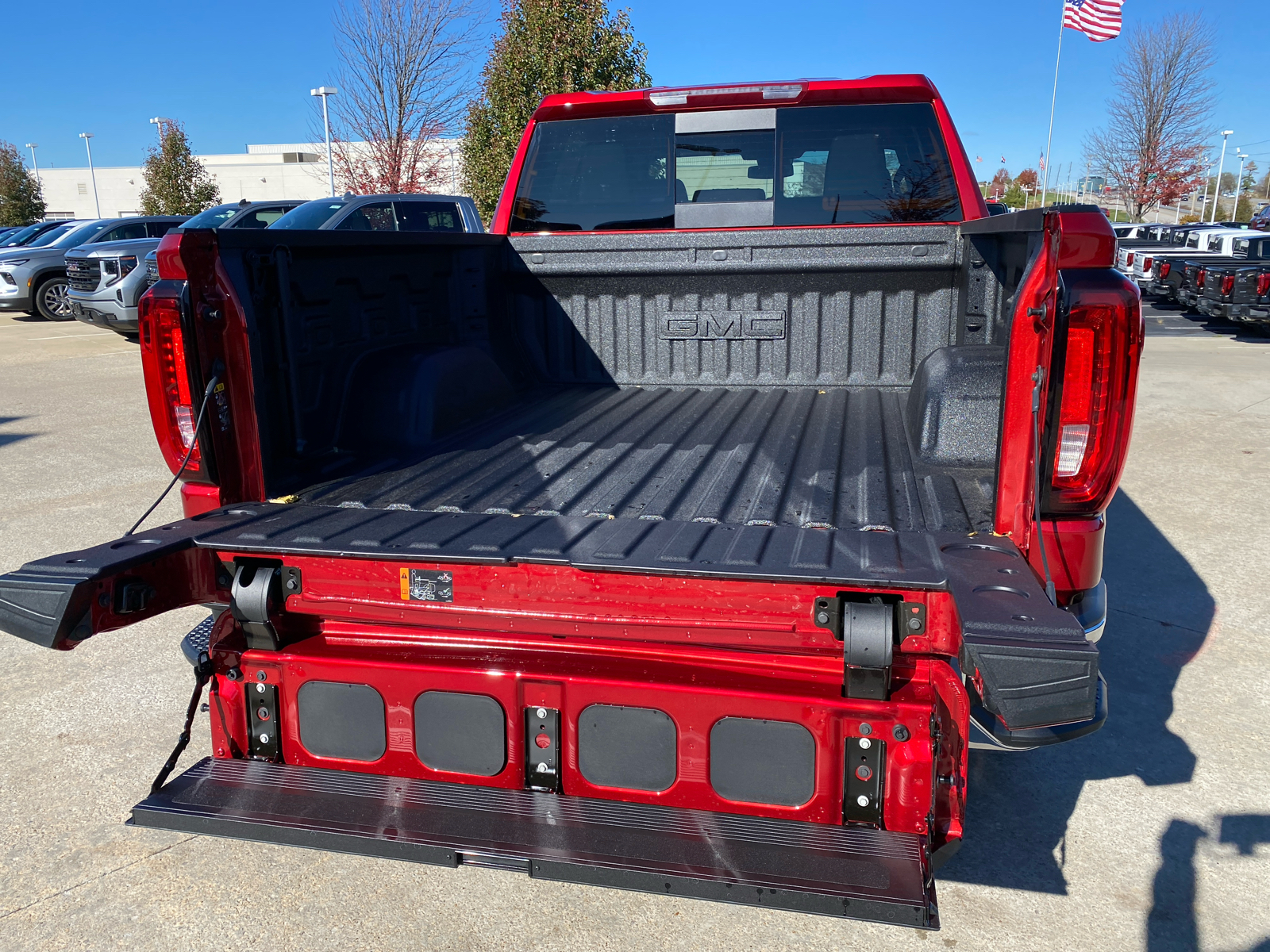 2025 GMC Sierra 1500 SLT 4WD Crew Cab 147 36