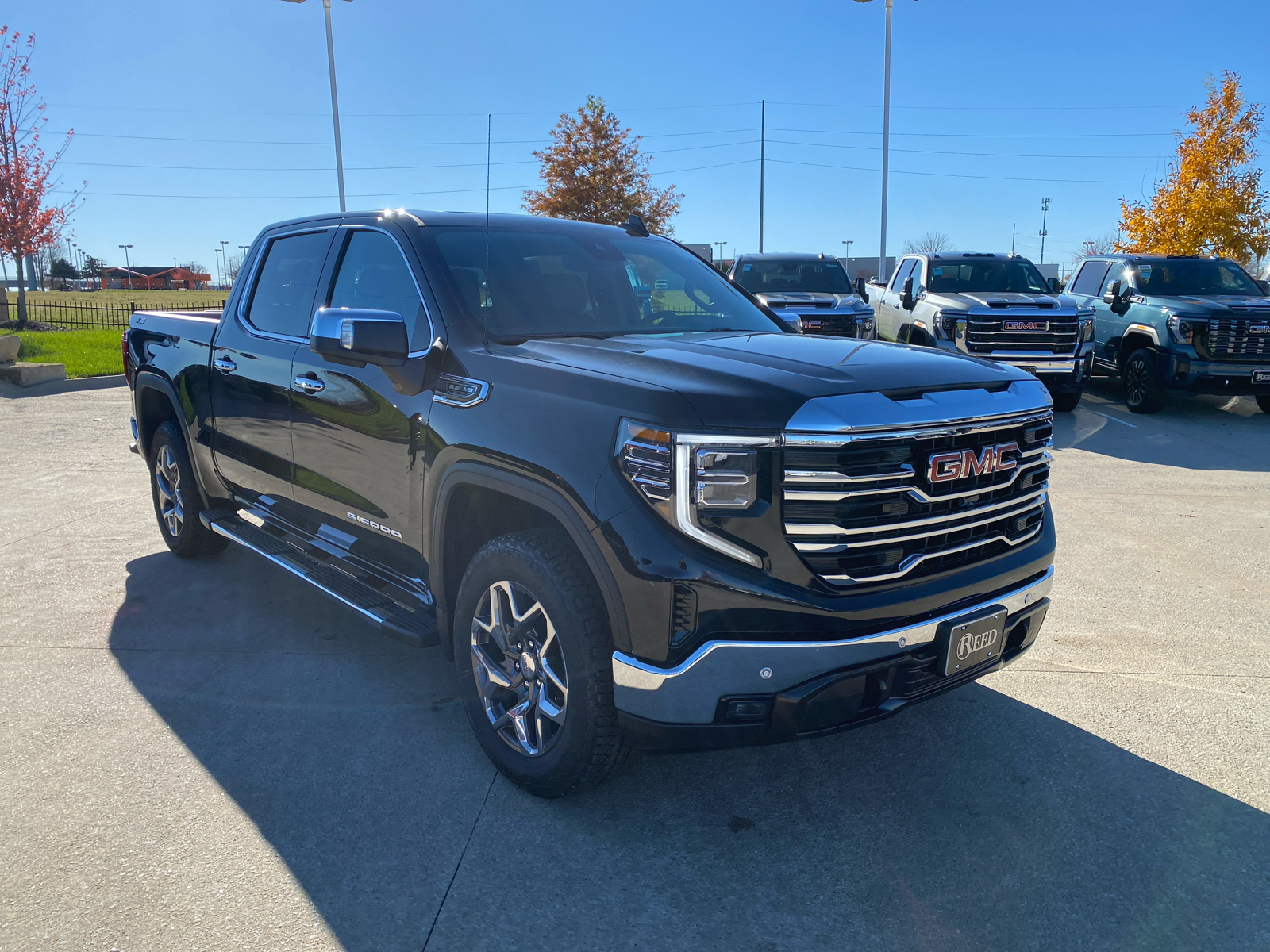 2025 GMC Sierra 1500 SLT 4WD Crew Cab 147 4