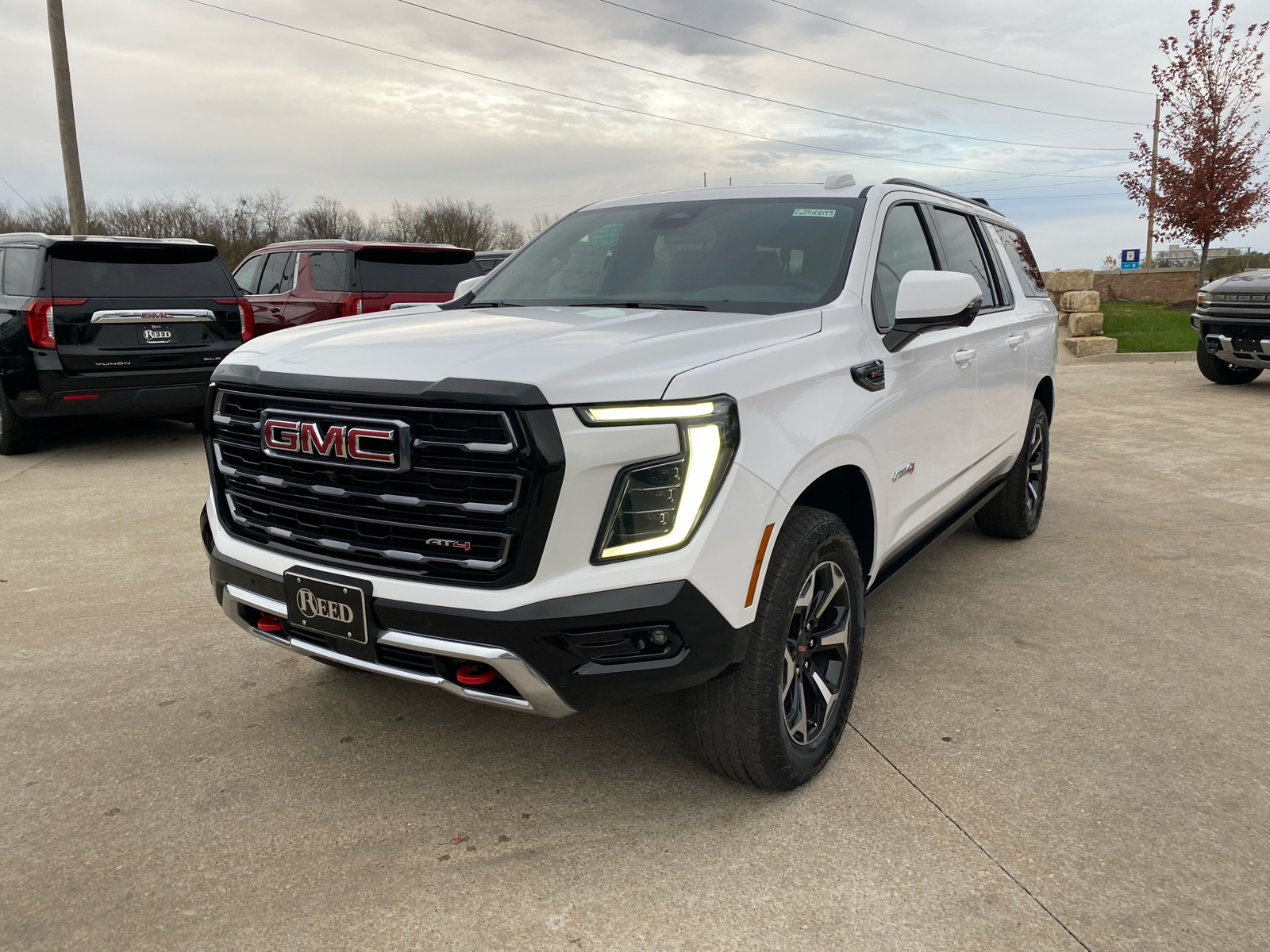 2025 GMC Yukon XL  2