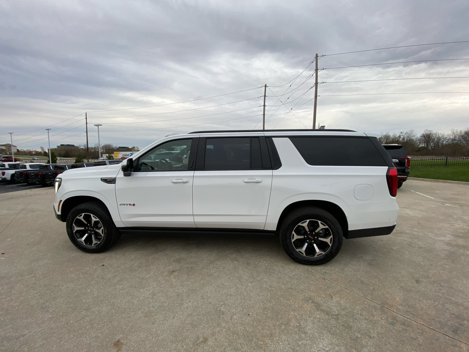 2025 GMC Yukon XL  9