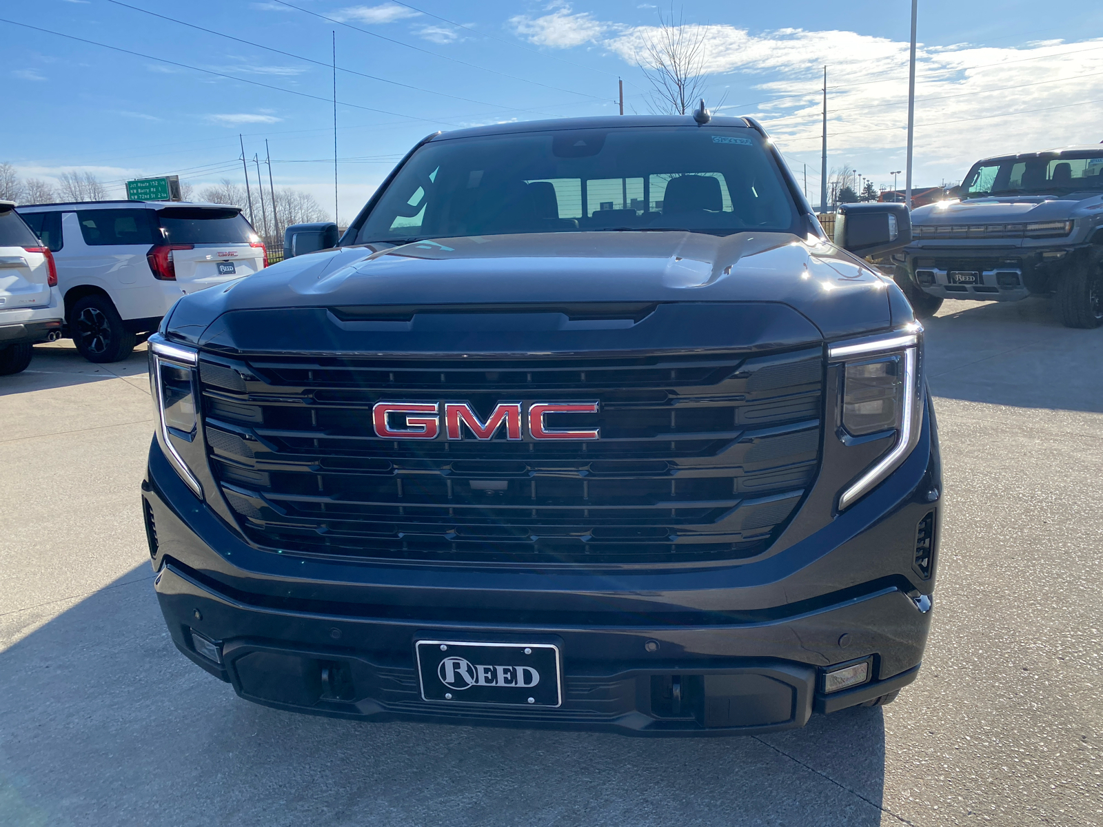 2025 GMC Sierra 1500 Elevation 3